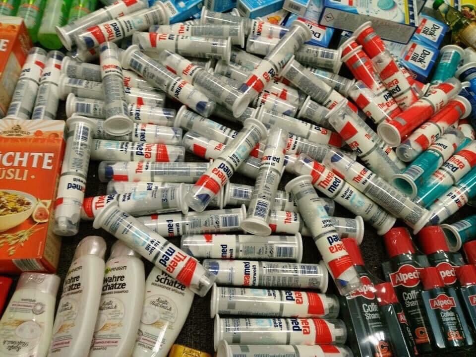 kem đánh răng theramed Đức