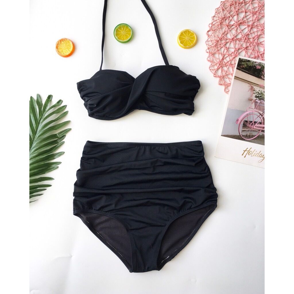 Bikini 2 mảnh quần lưng cao xoắn ngực tôn dáng.