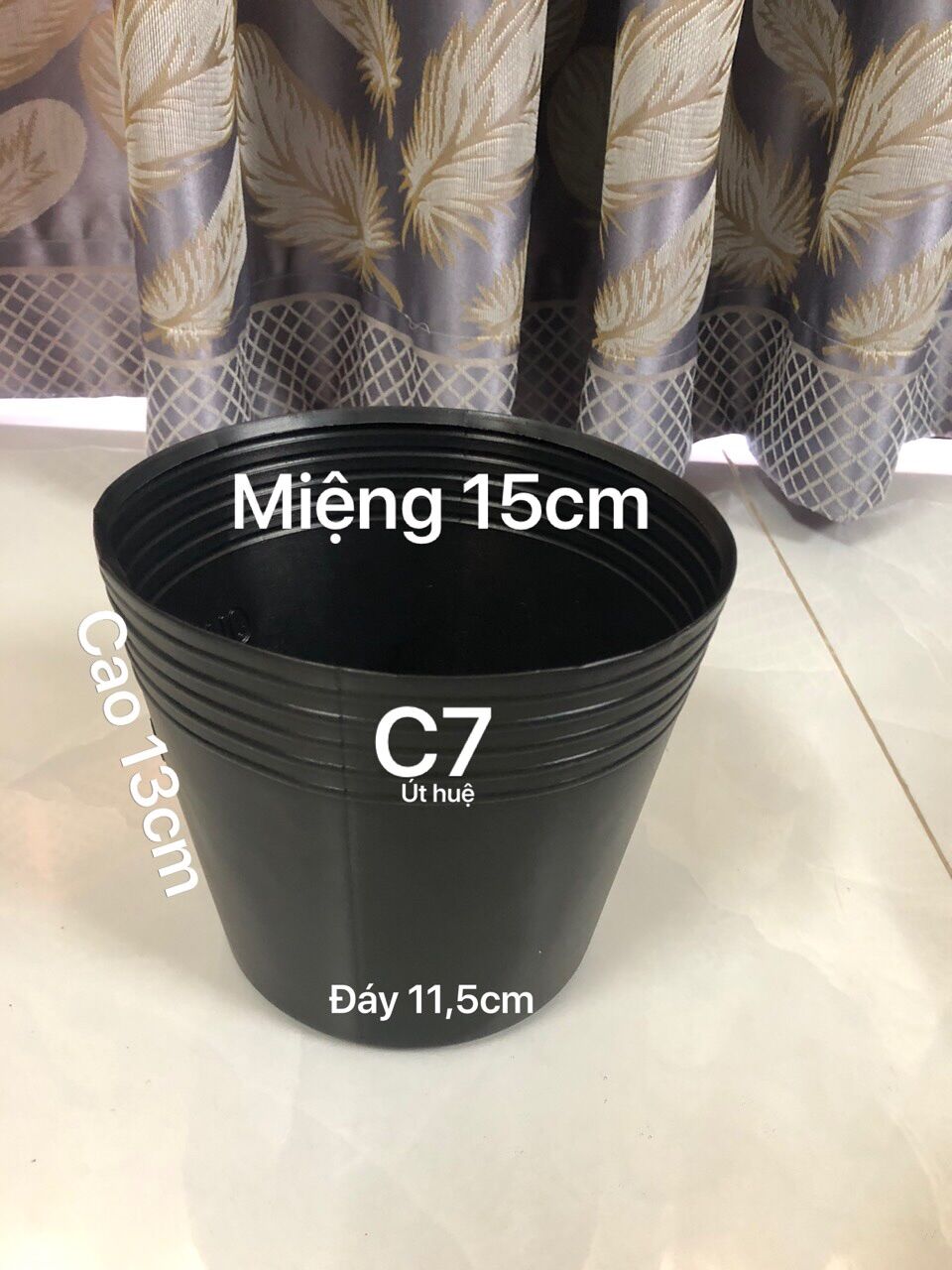 Chậu nhựa trồng cây C7 combo 50 cái đen dày dặn