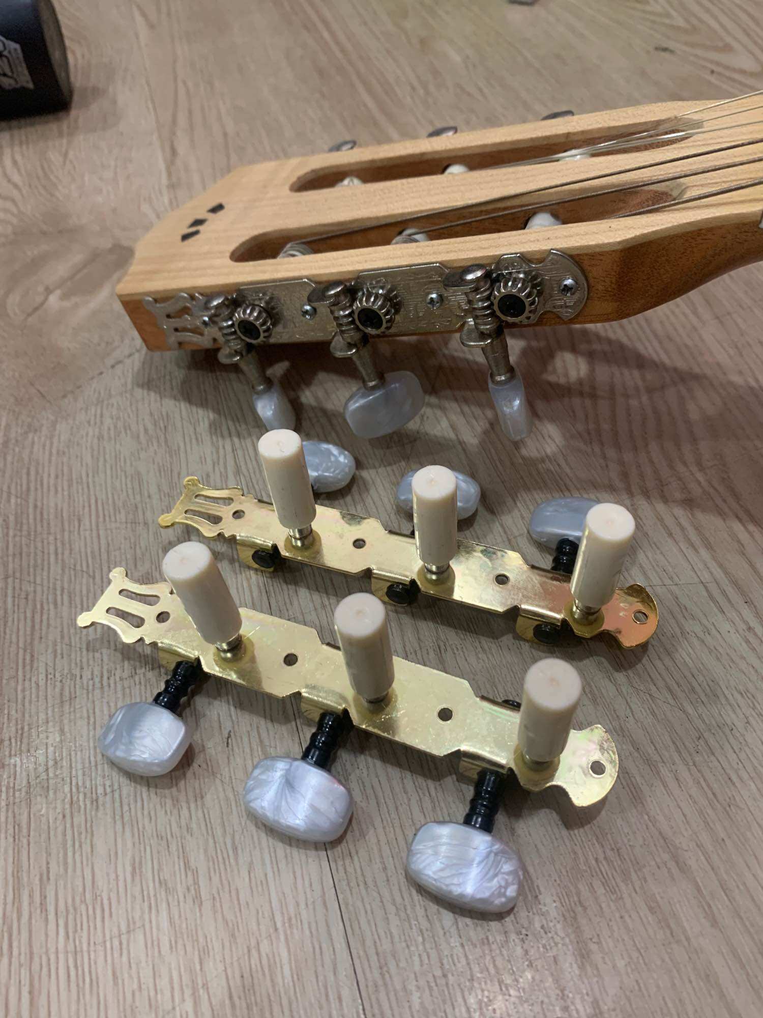 Bộ Khoá Đàn Guitar Classic