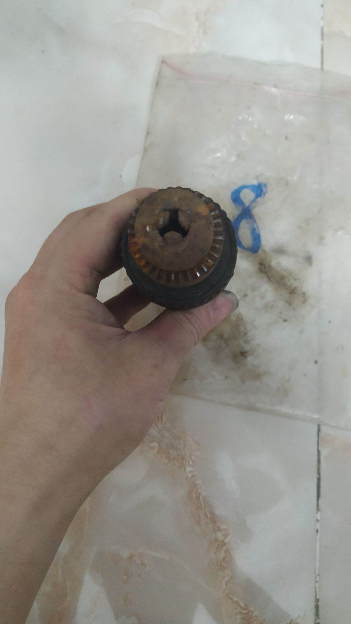 xác máy khoan pin nhật bãi đã tháo bỏ vỏ