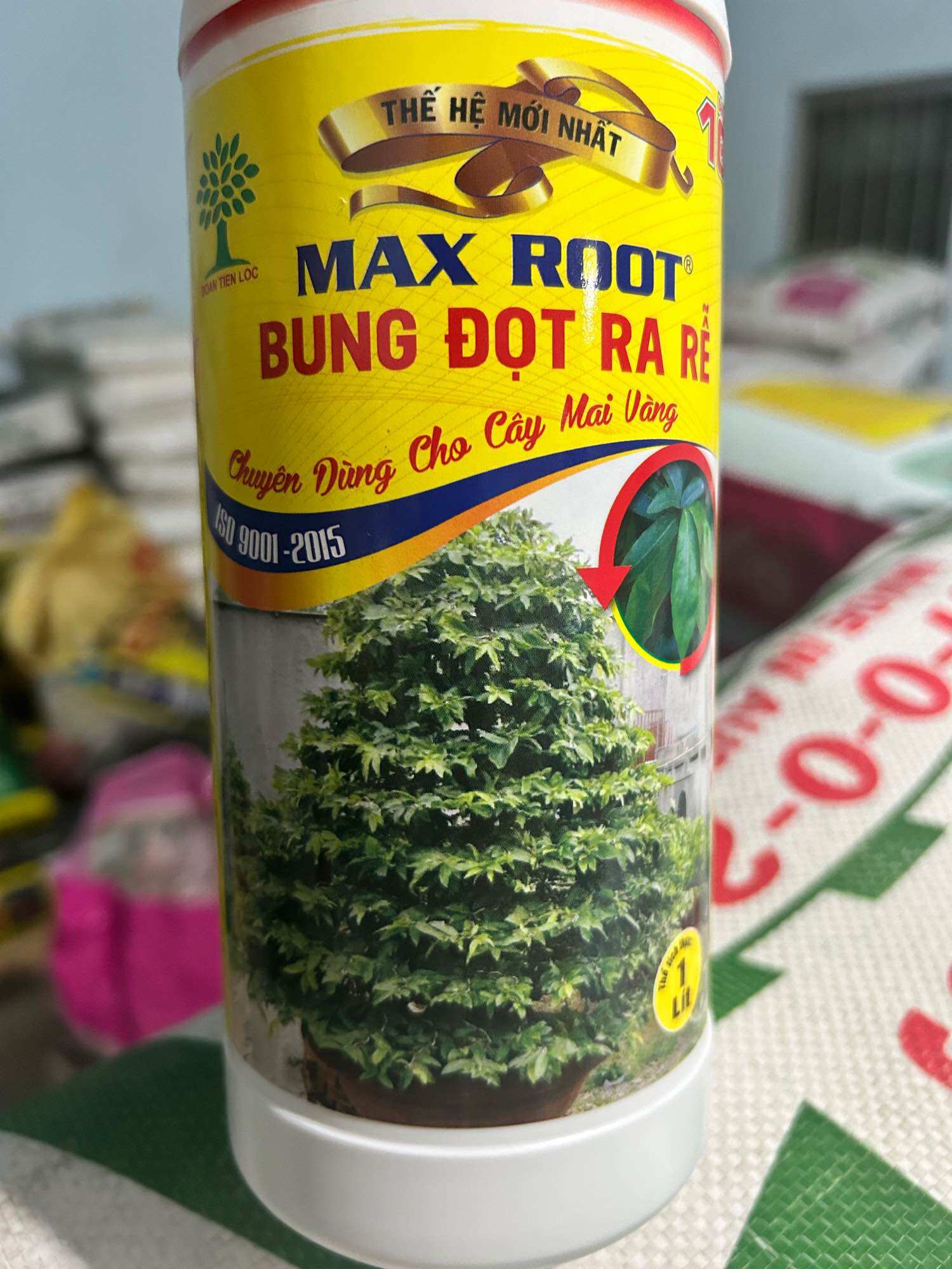 Phân bón lá dưỡng rễ, kích rễ Max Root 1 lít