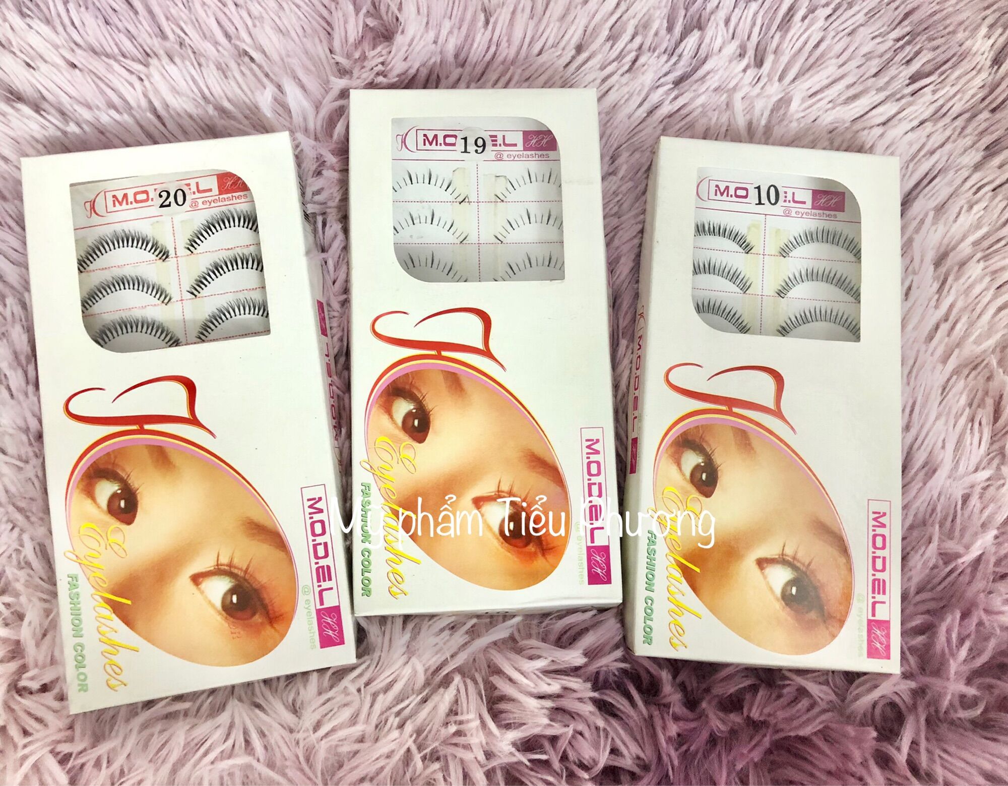 Lông mi gân trong m.o.d.e.l hh gắn mi dưới siêu mềm