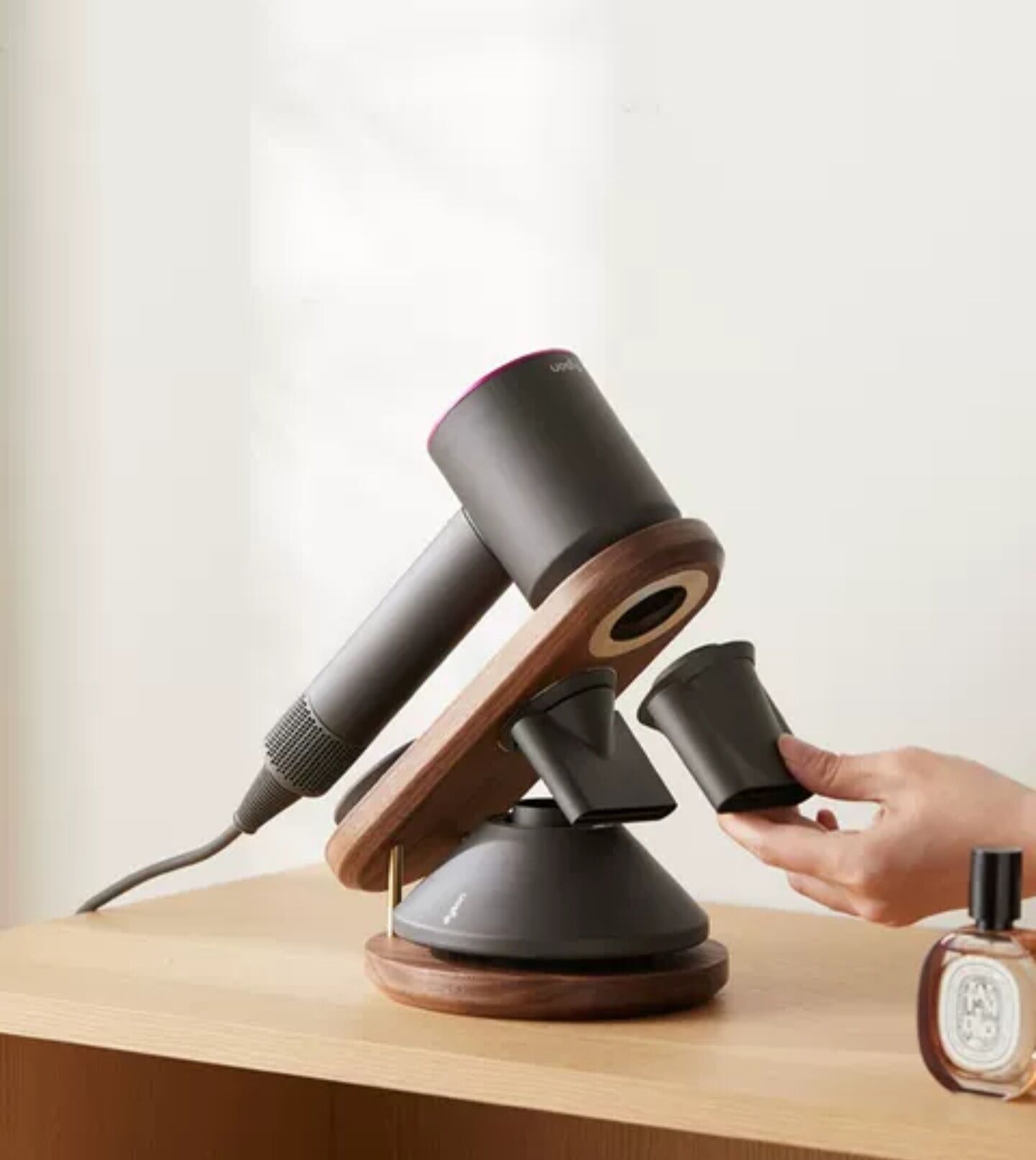 GIÁ ĐỠ MÁY SẤY DYSON SUPERSONIC
