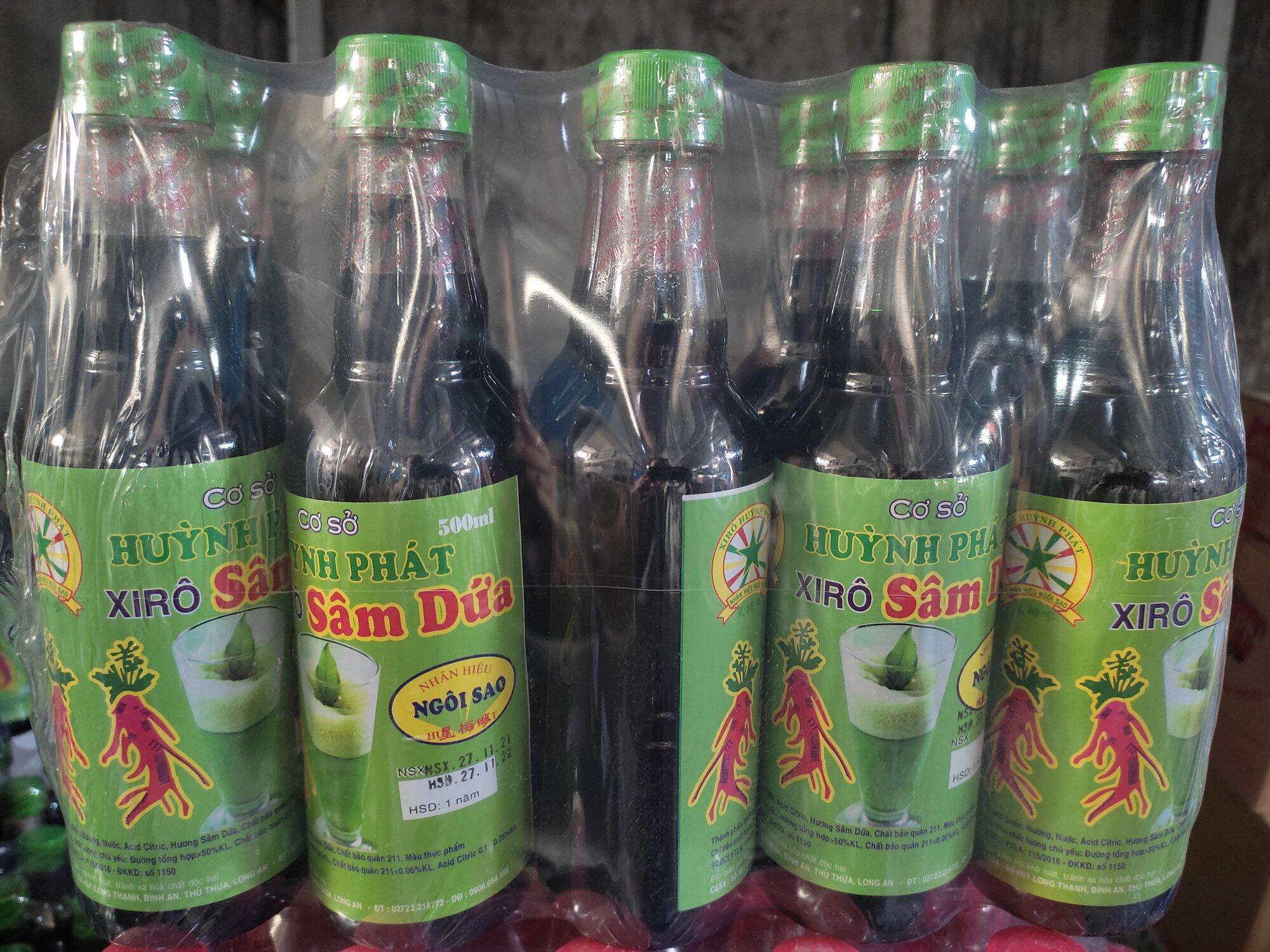 Siro sâm dứa Huỳnh Phát chai 500ml