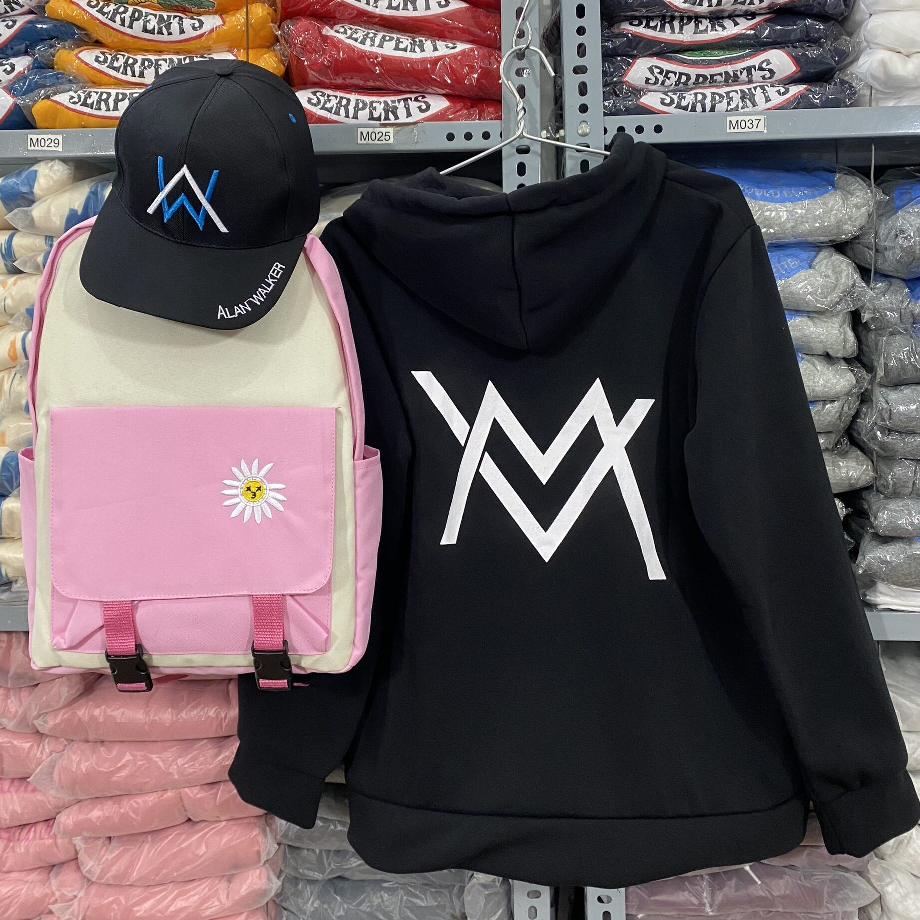 [HCM]Bộ Combo Balo laptop + Áo khoác Alan + Nón  Alan kết màu ngẫu nhiên cực chất XMGS