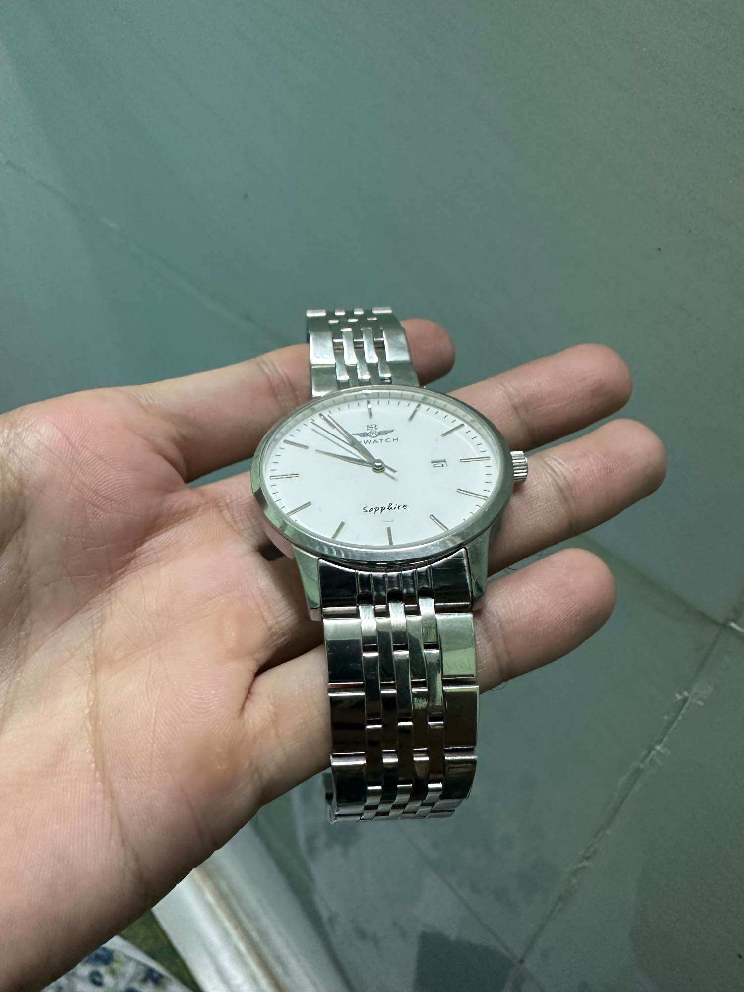 SRwatch  qua sử dụng hàng chính hãng máy nhật kính saphire còn khá mới
