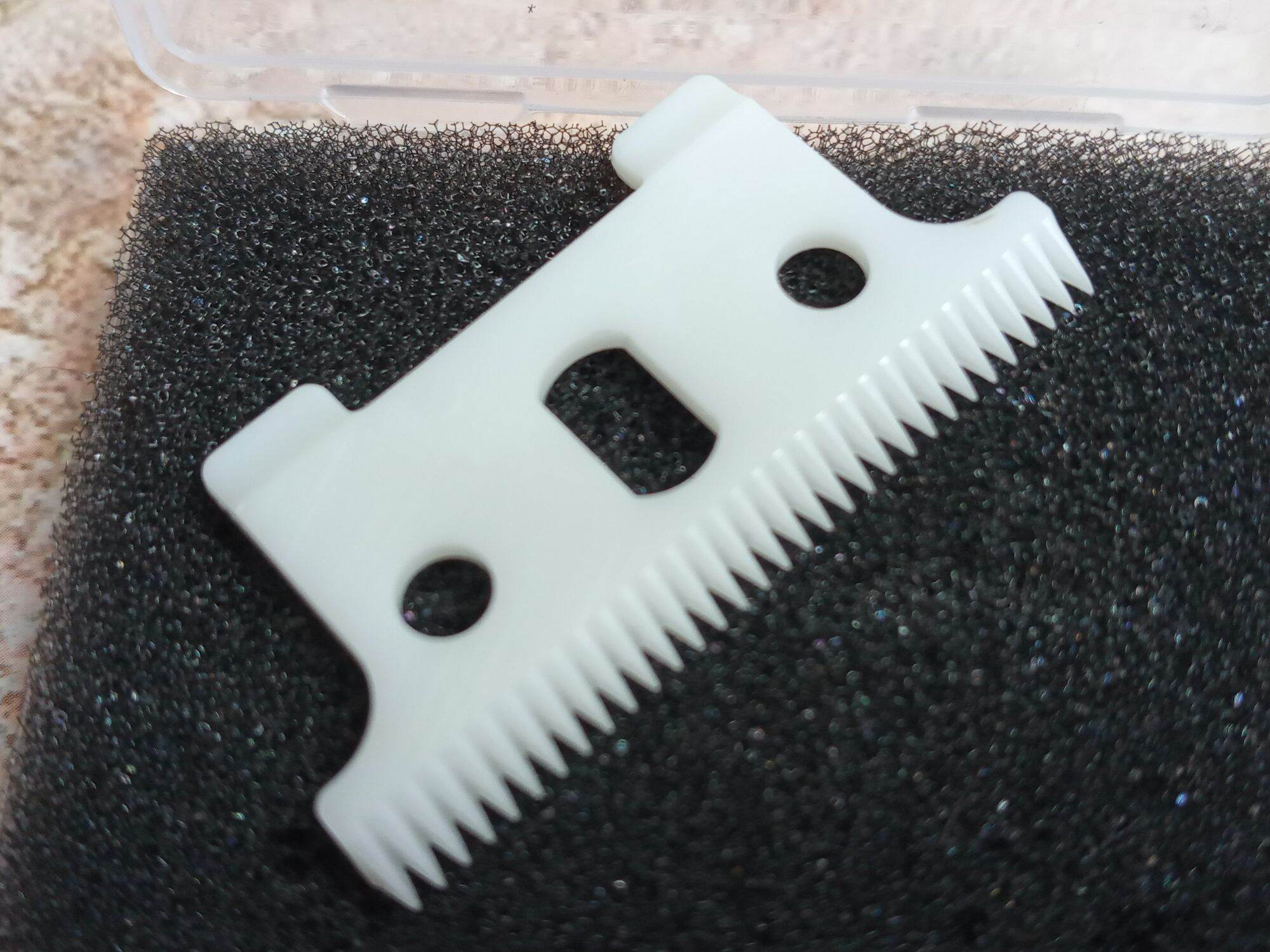 Lưỡi Tông Đơ Chấn Viền Andis. Lưỡi Sứ Carbon Siêu Bén Cho Tông Đơ Andis Các Loại. (Ảnh thật). 