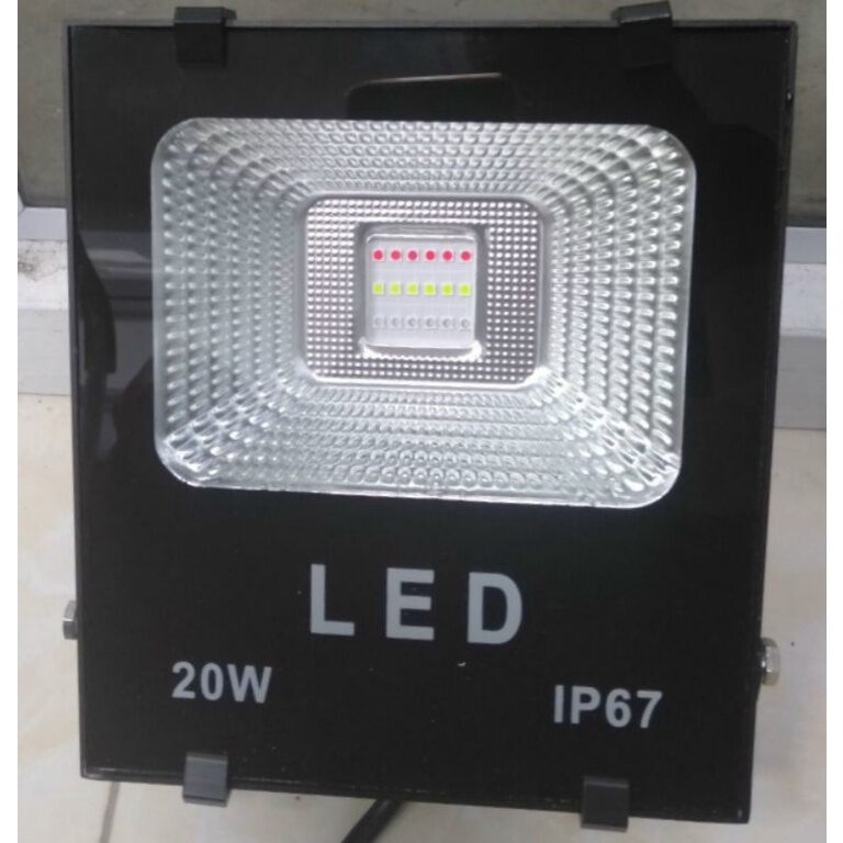 Đèn pha chiếu sáng ngoài trời 16 màu RGB LED công suất 20W LPDM20 ( có điều khiển từ xa )