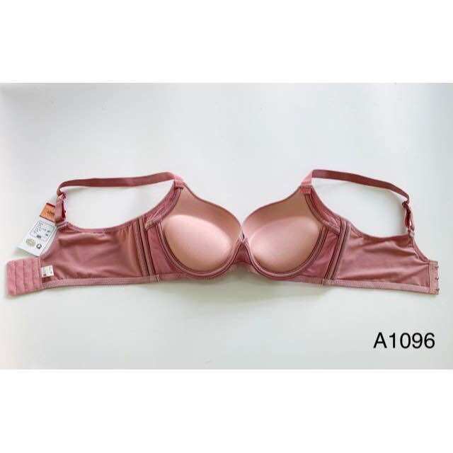 Áo ngực 3 móc mút dày siêu nâng Lovely 1096 hàng chính hãng