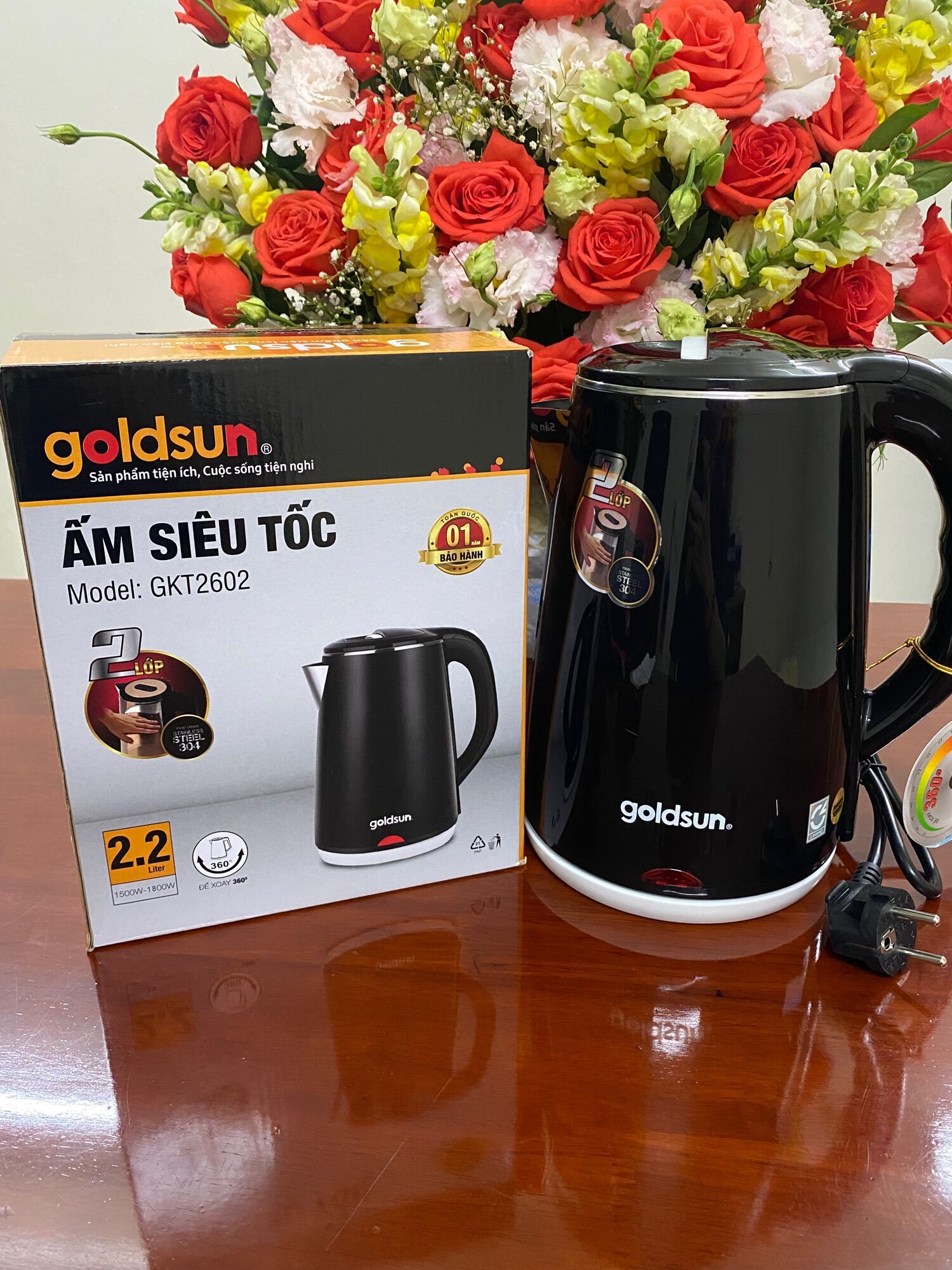 Ấm siêu tốc 2 lớp gkt2602