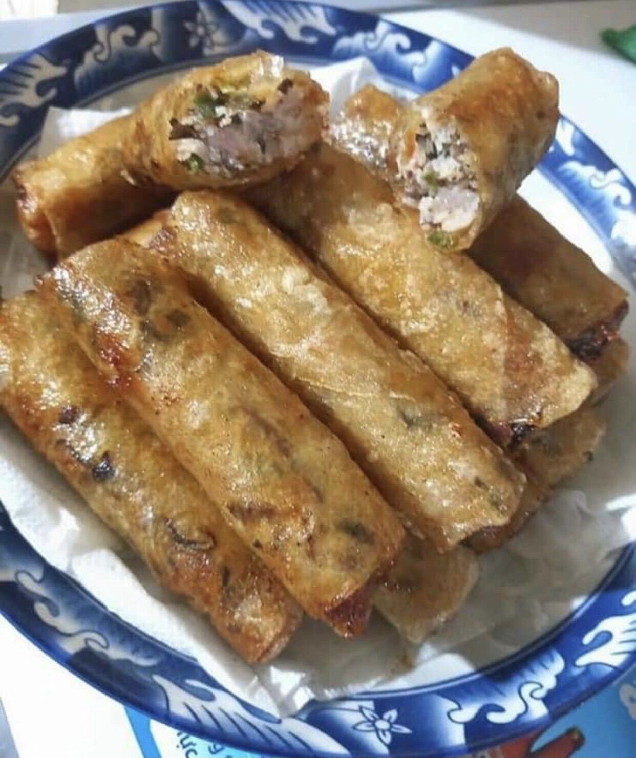 1 hộp chả giò 10 cuốn nhà làm