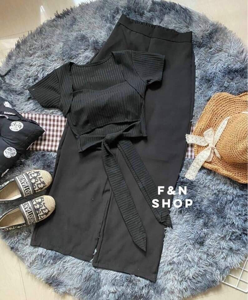 Áo croptop cổ vuông,cột eo,có mút ngực