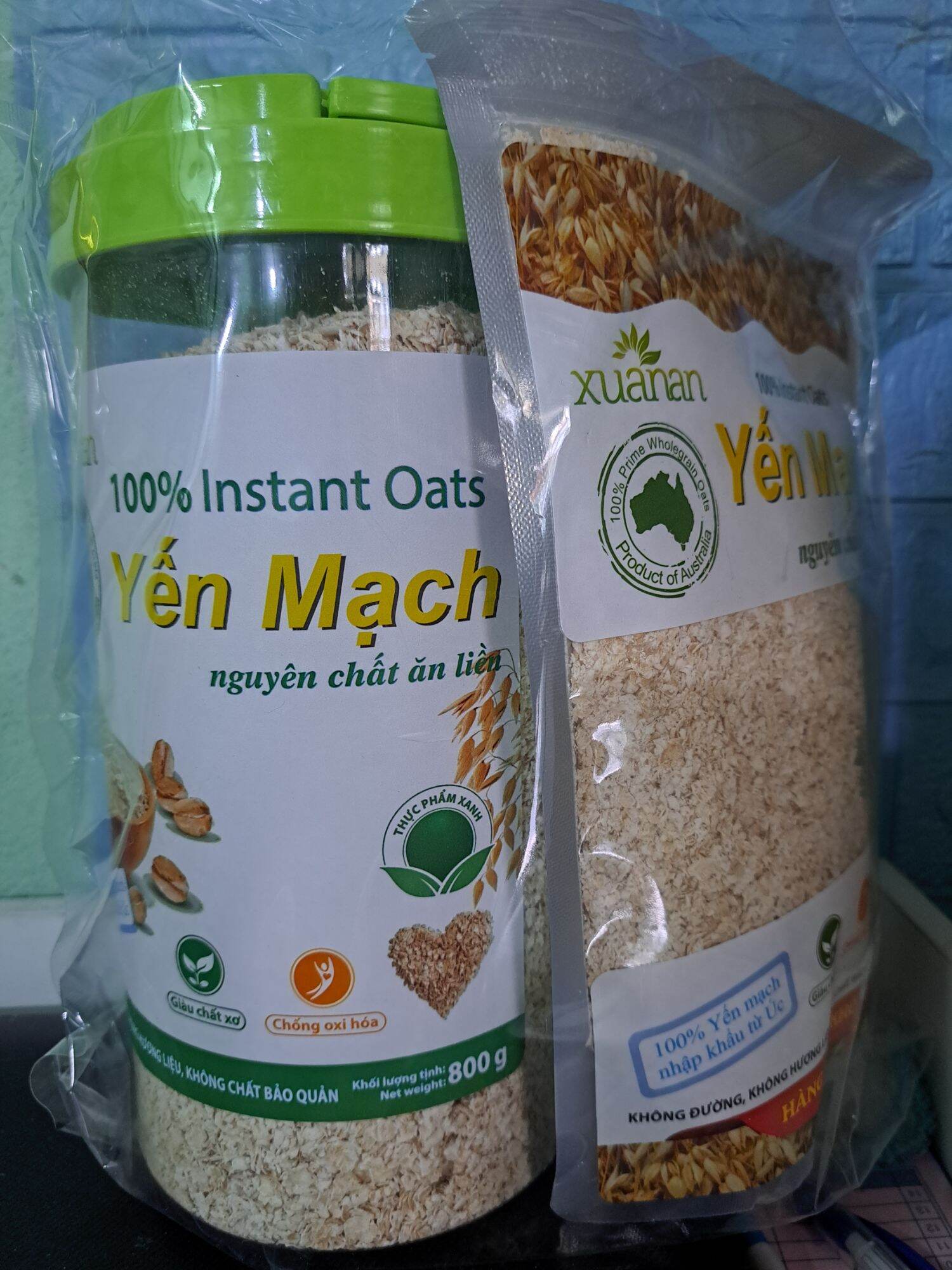 2 Hu Yến mạch ăn liền hủ 800 gram ( Quà tặng kem huyet rong 200 gram)