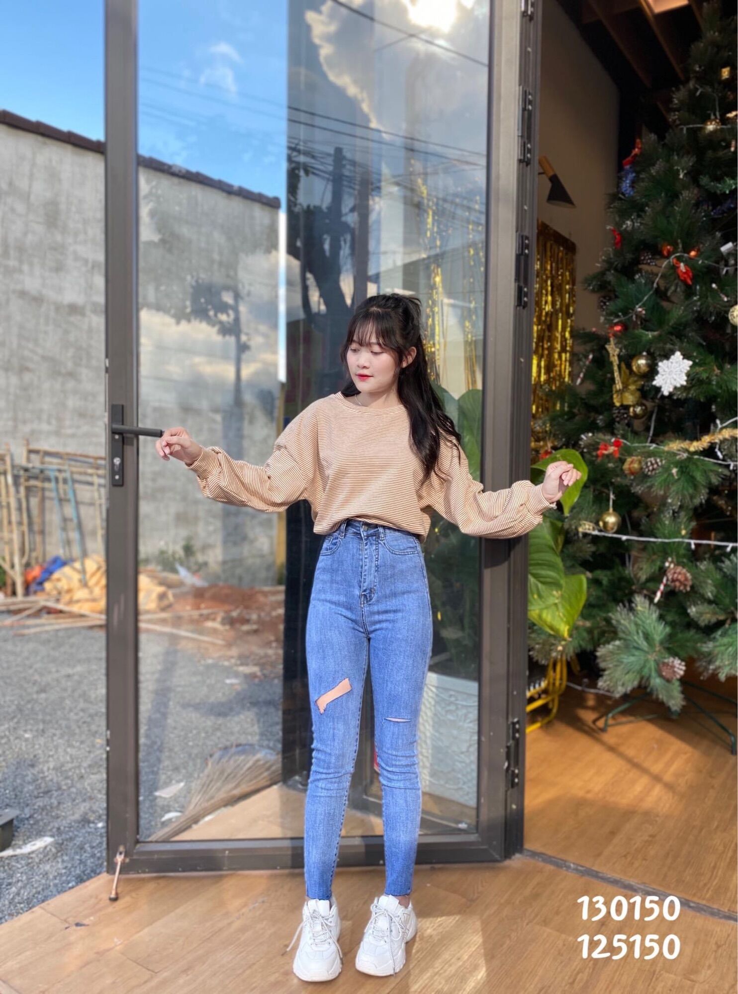 Jeans dài lưng cao co giãn rách PT xéo
