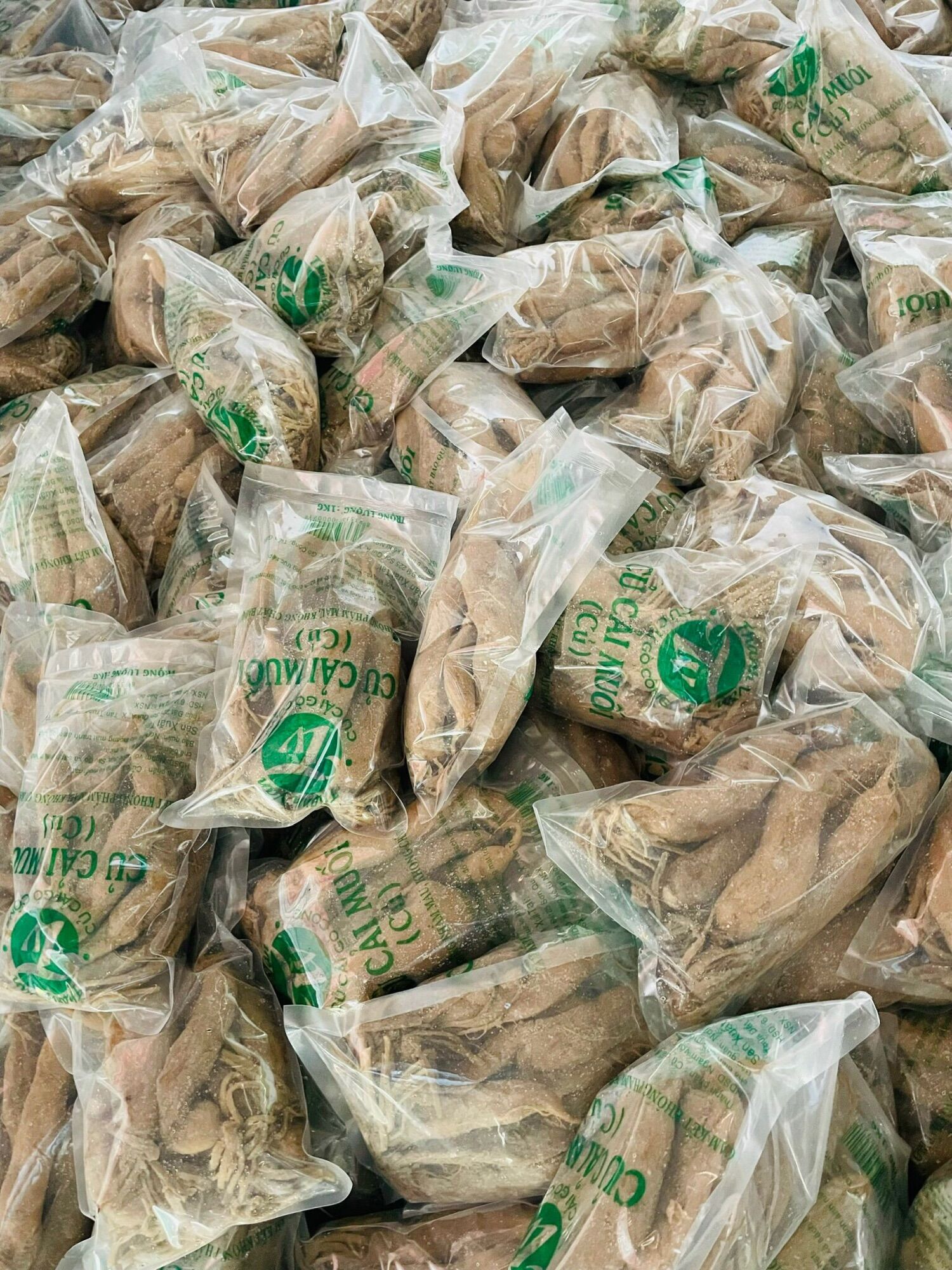 Củ cải muối (xá bấu) nguyên củ Gò Công - 1kg
