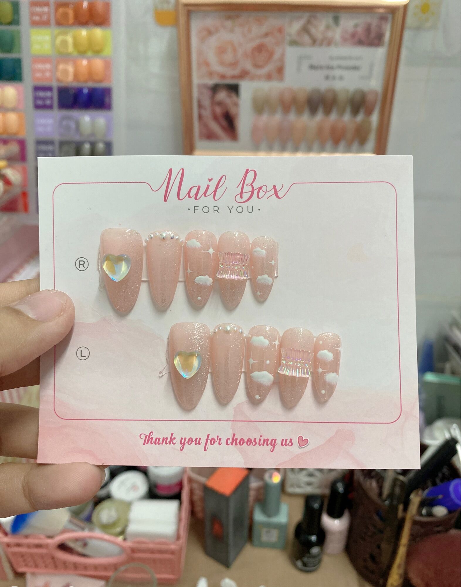 Mẫu nail tone thạch hồng dễ thương