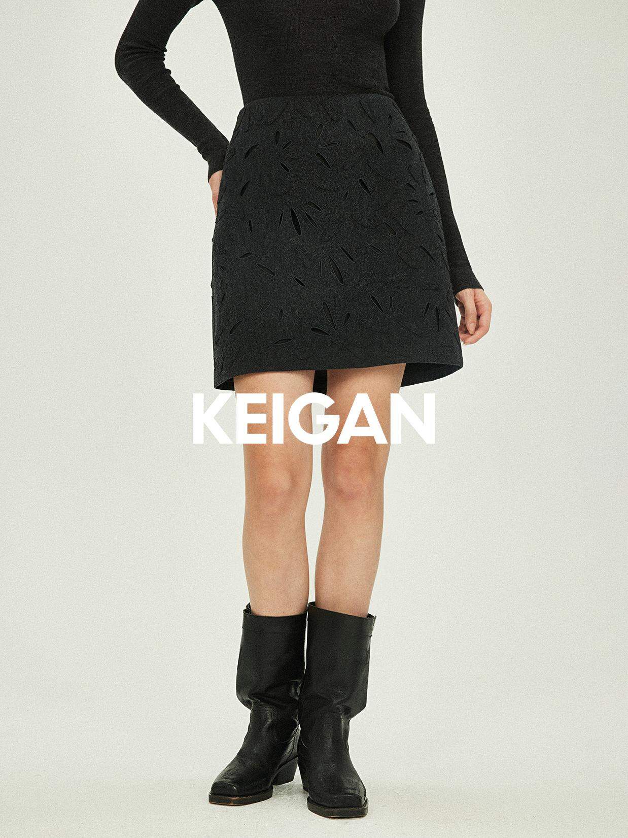 KEIGAN | Laser Cutout Mixed Color Wool Embroidered Half Skirt Giá 4,865,000 Đồng*Miễn phí vận chuyển