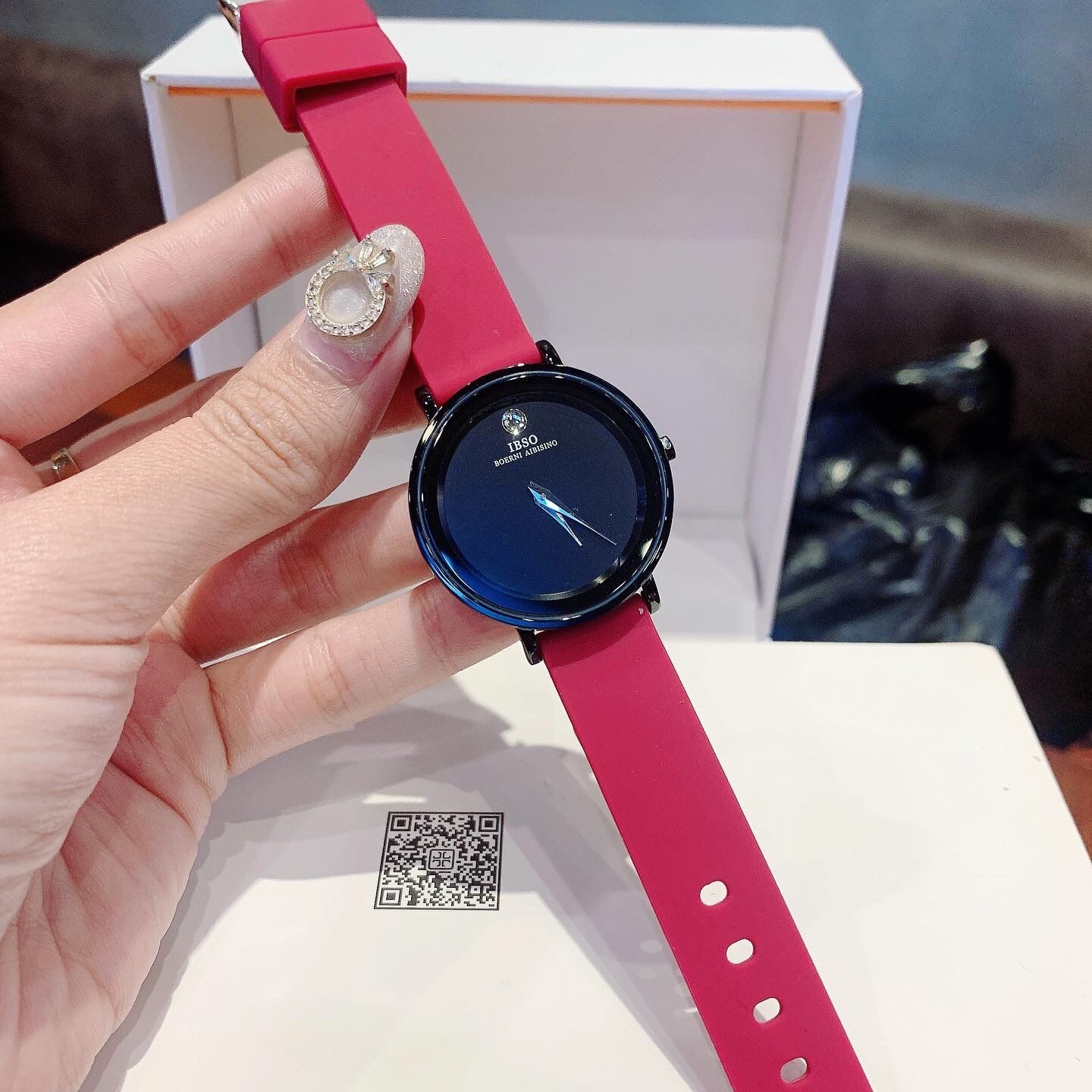Đồng Hồ Nữ IBSO Mặt Tựa Movado