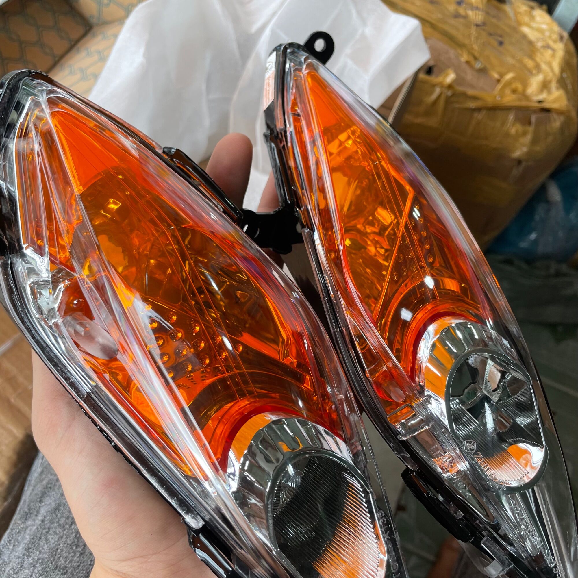 Nhan Zhipat Trắng Cam Hy Lạp Ex135