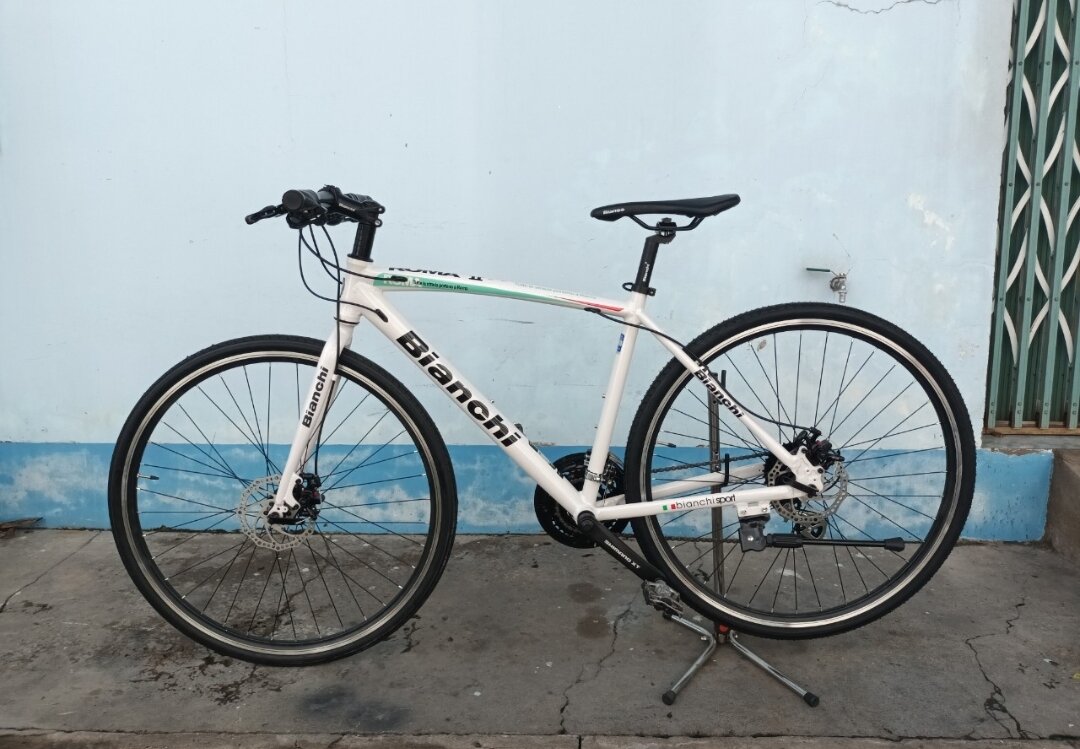 Xe Đạp Thể Thao City Touring BIANCHI 700x23c Du Lịch Dã Ngoại Đường Phố