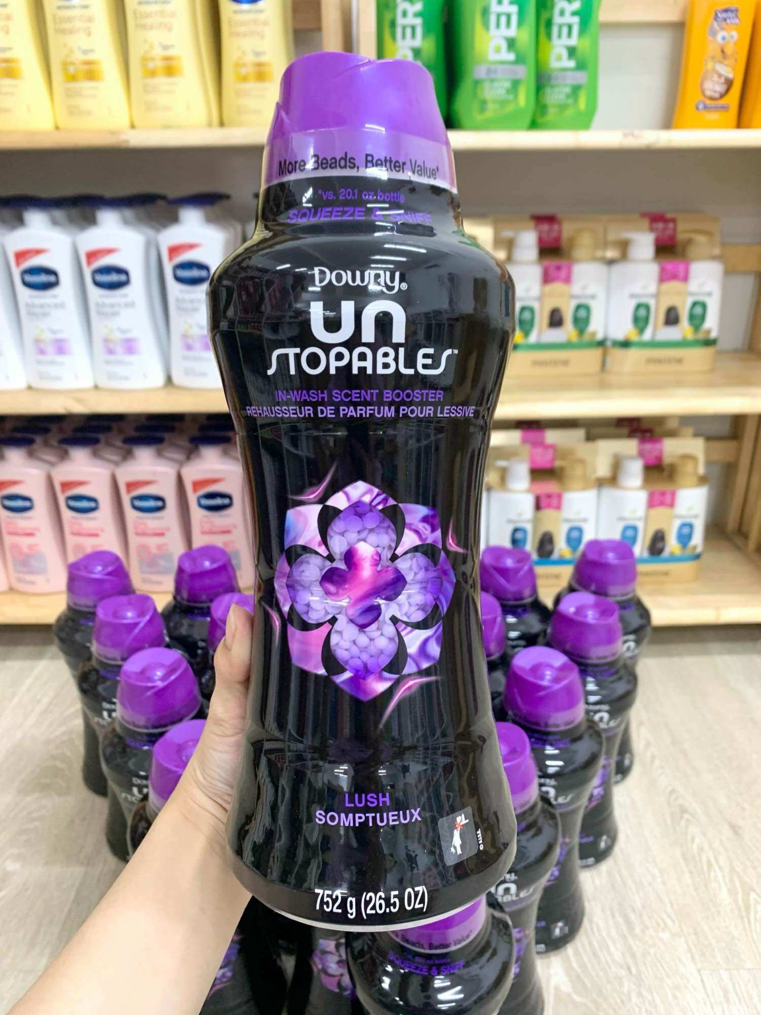 Hạt Xả Thơm Quần Áo Downy  1.06kg