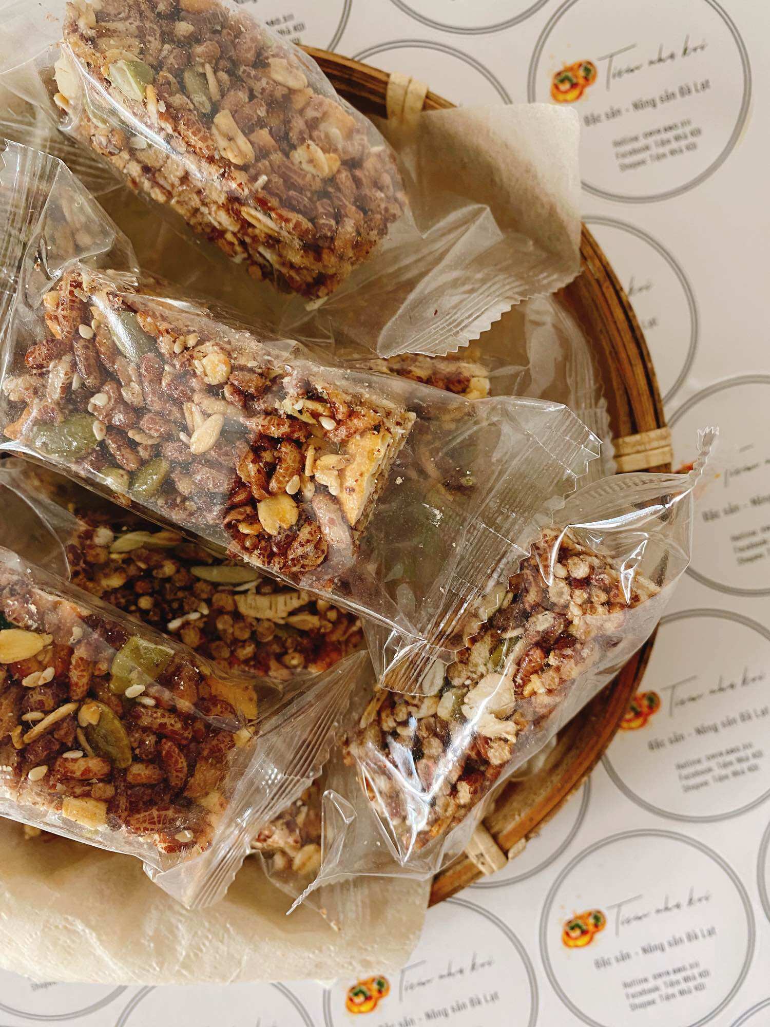 Thanh gạo lức mix hạt dinh dưỡng | 500gr
