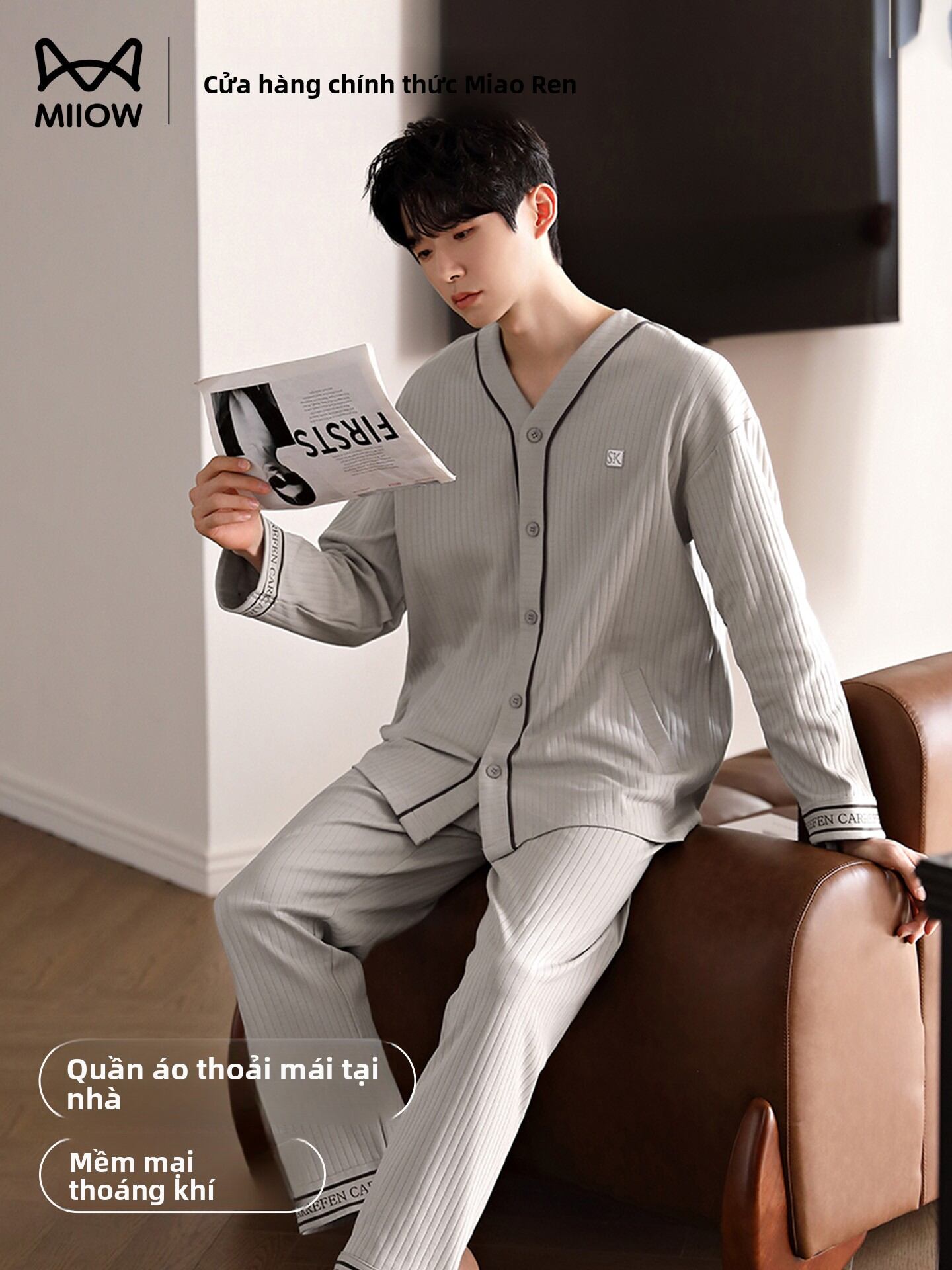 [MiiOW | Simple Loose-Fit Men's Sleepwear Set with Stripes,MiiOW | Simple Loose-Fit Men's Sleepwear Set with Stripes,] Giá 697,000 Đồng*Miễn phí vận chuyển