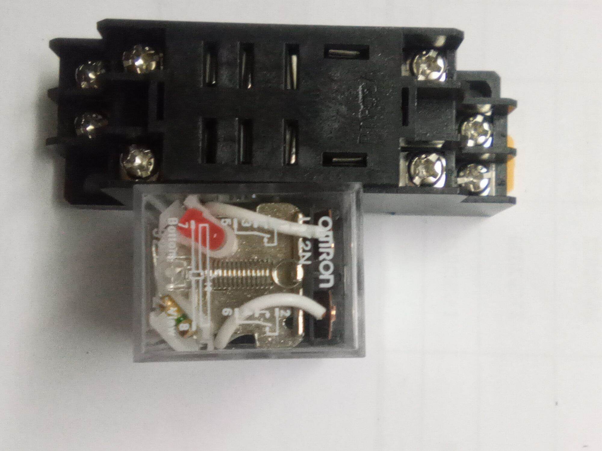 8-Pin 220V Omron Intermediate Relay