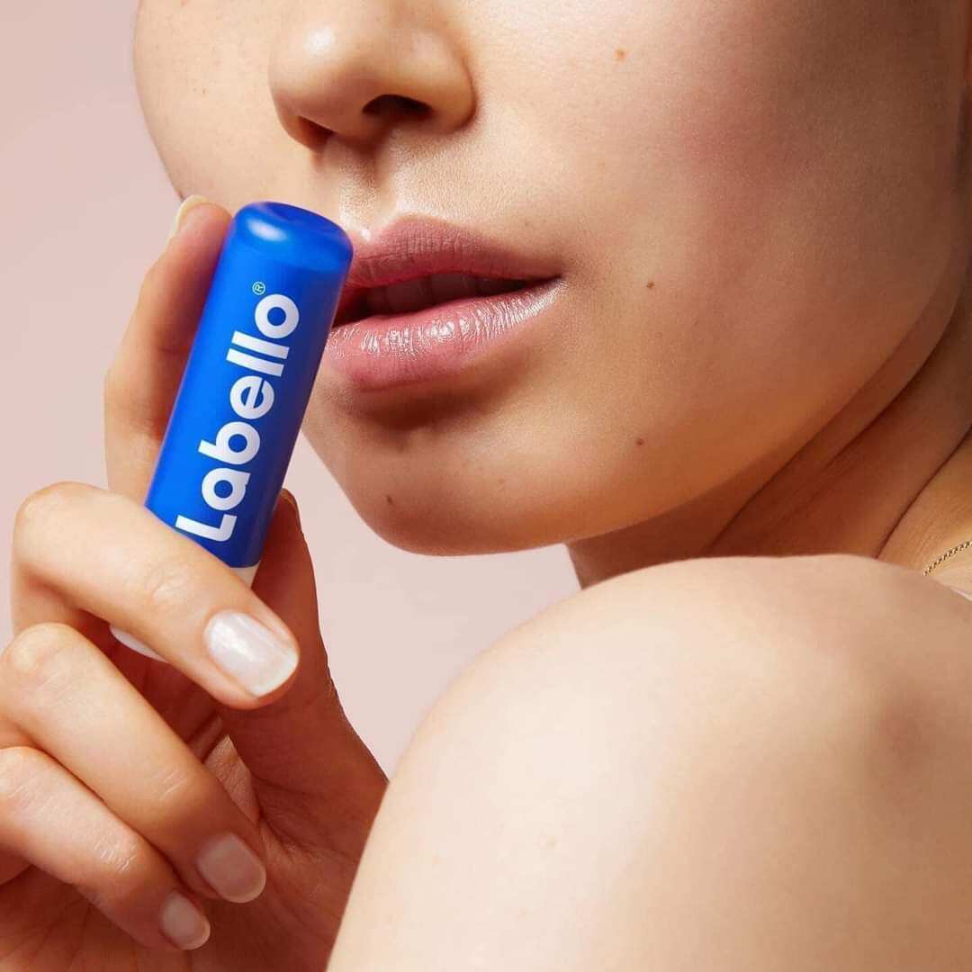 Dưỡng môi Labello ĐỨC xách tay không màu