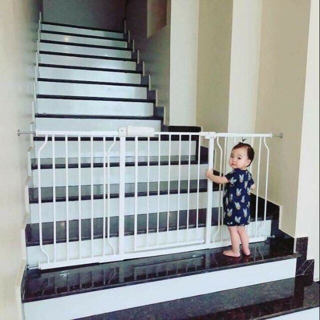 [HCM]Tấm chắn cửa tấm chắn cầu thang