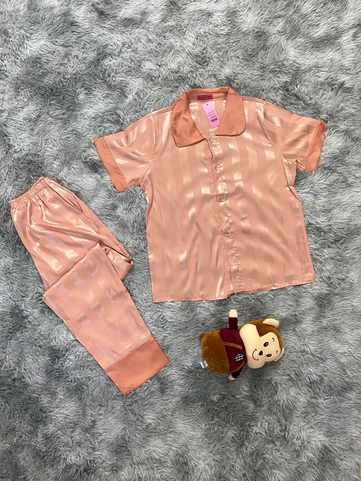 Đồ bộ ngủ mặc nhà pijama, tay ngắn quần dài, lụa gấm sọc
