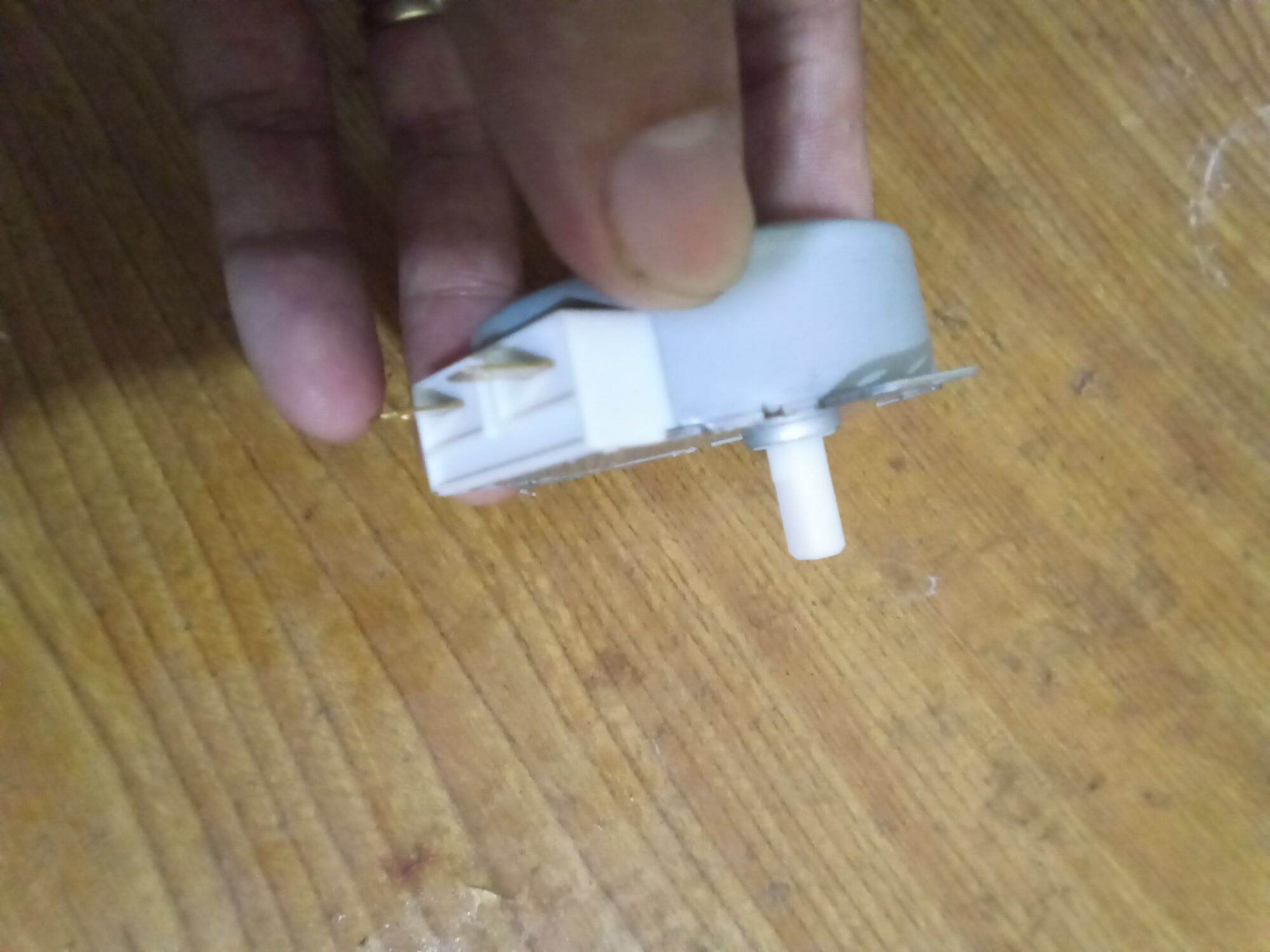 Mô tơ quay đĩa lò vi sóng