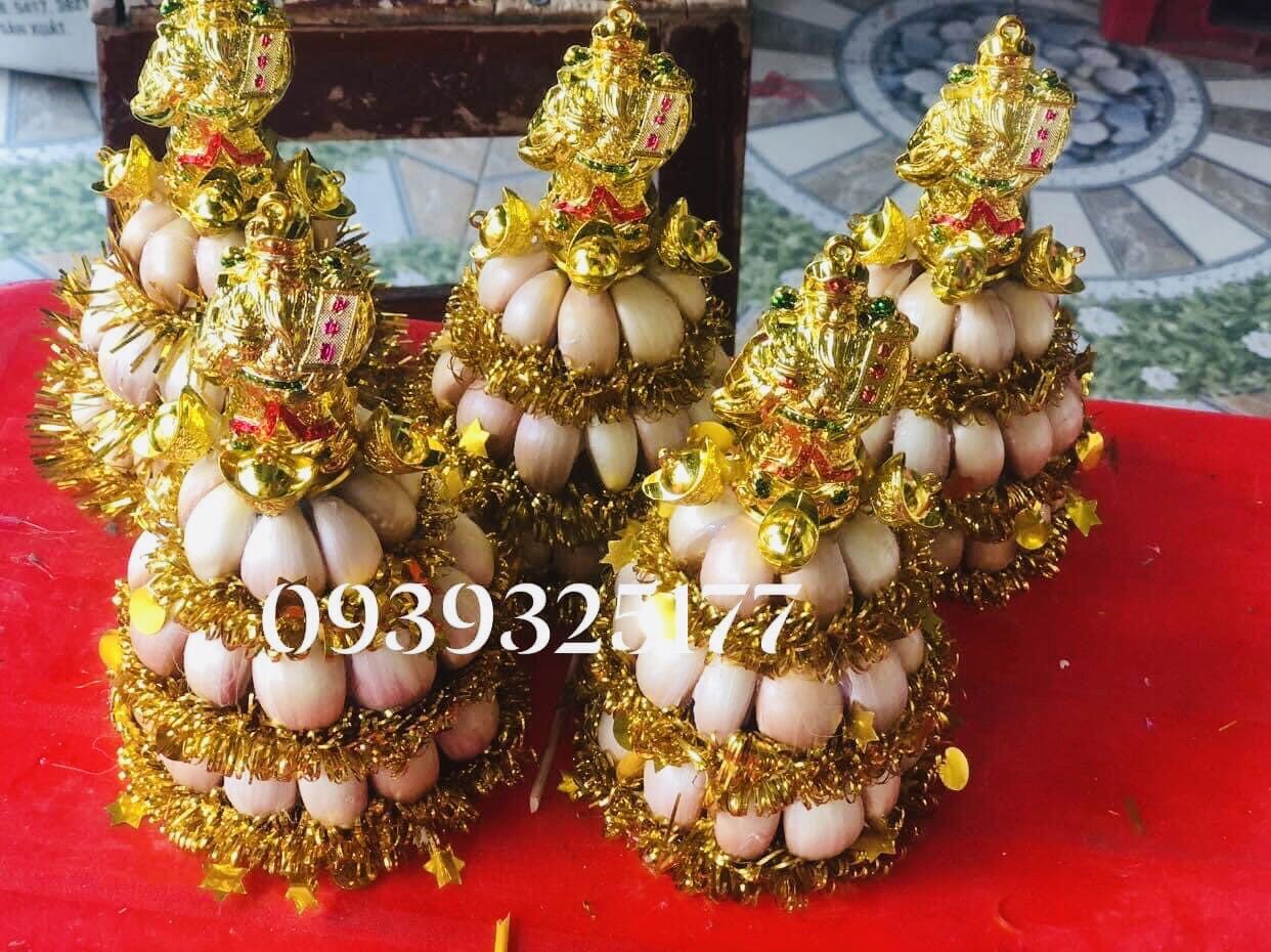 Tháp tỏi thần tài