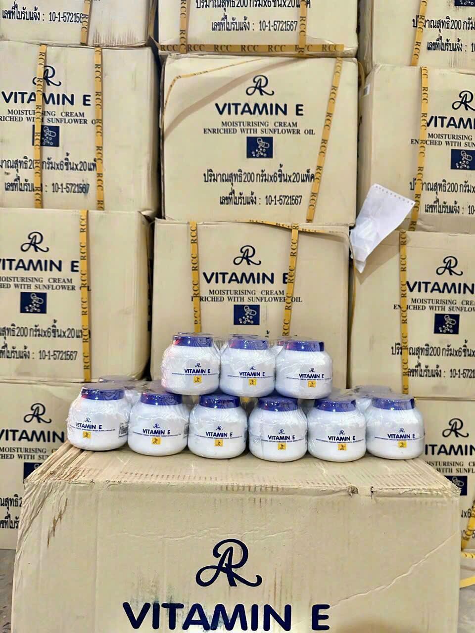 Vitamin E dưỡng ẩm thái  lan 200g