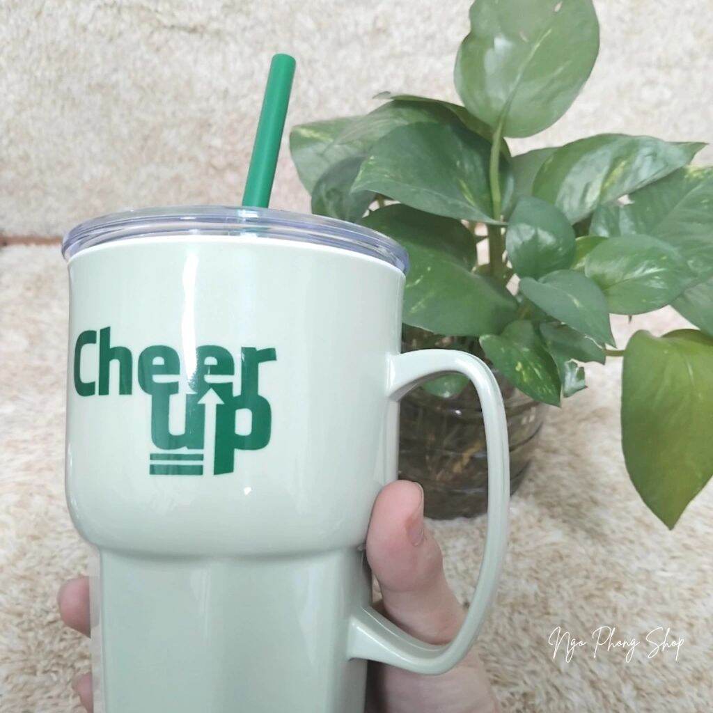 Ly có quai kèm ống hút 550ml tân lập thành