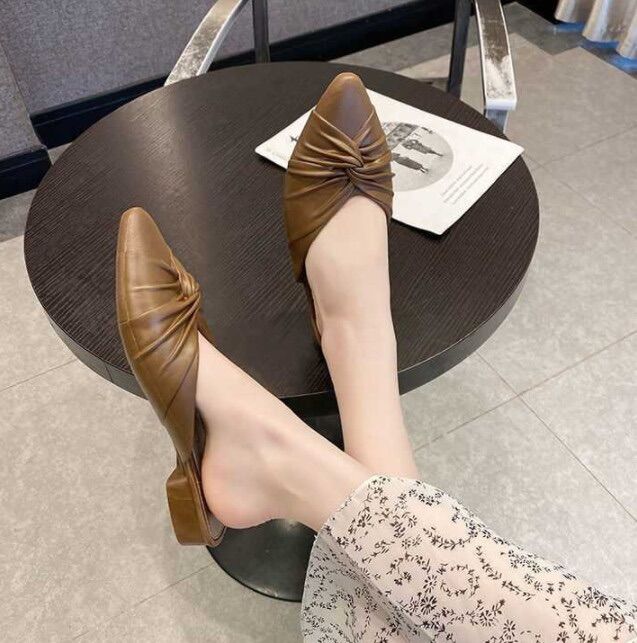 Dép sục nhựa