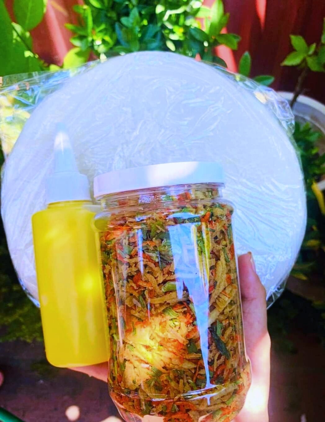 Bánh tráng phơi sương Cô Hải 300gr + 200g muối tép hành phi- Tặng kèm bơ