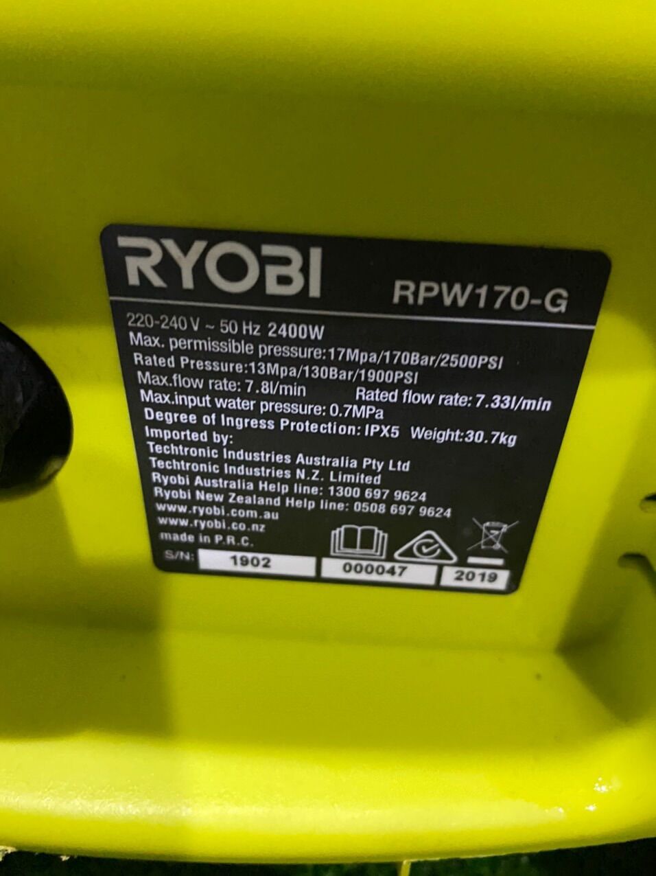 Máy Rửa Xe Ryobj 2400W