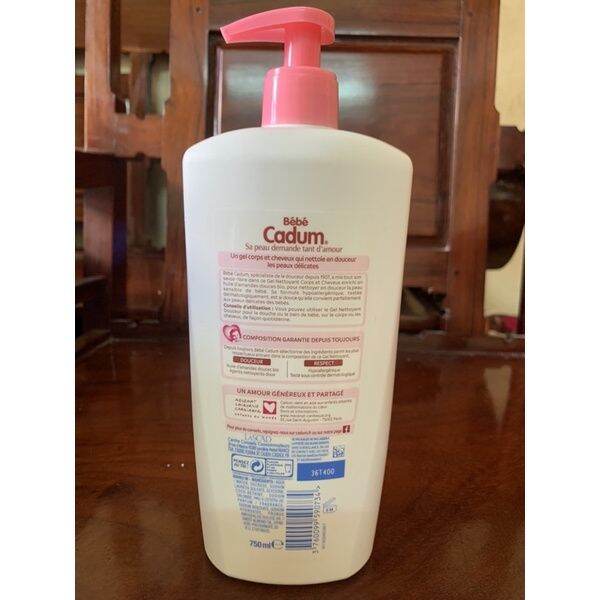 Sữa tắm gội cho bé Cadum Pháp 750ml