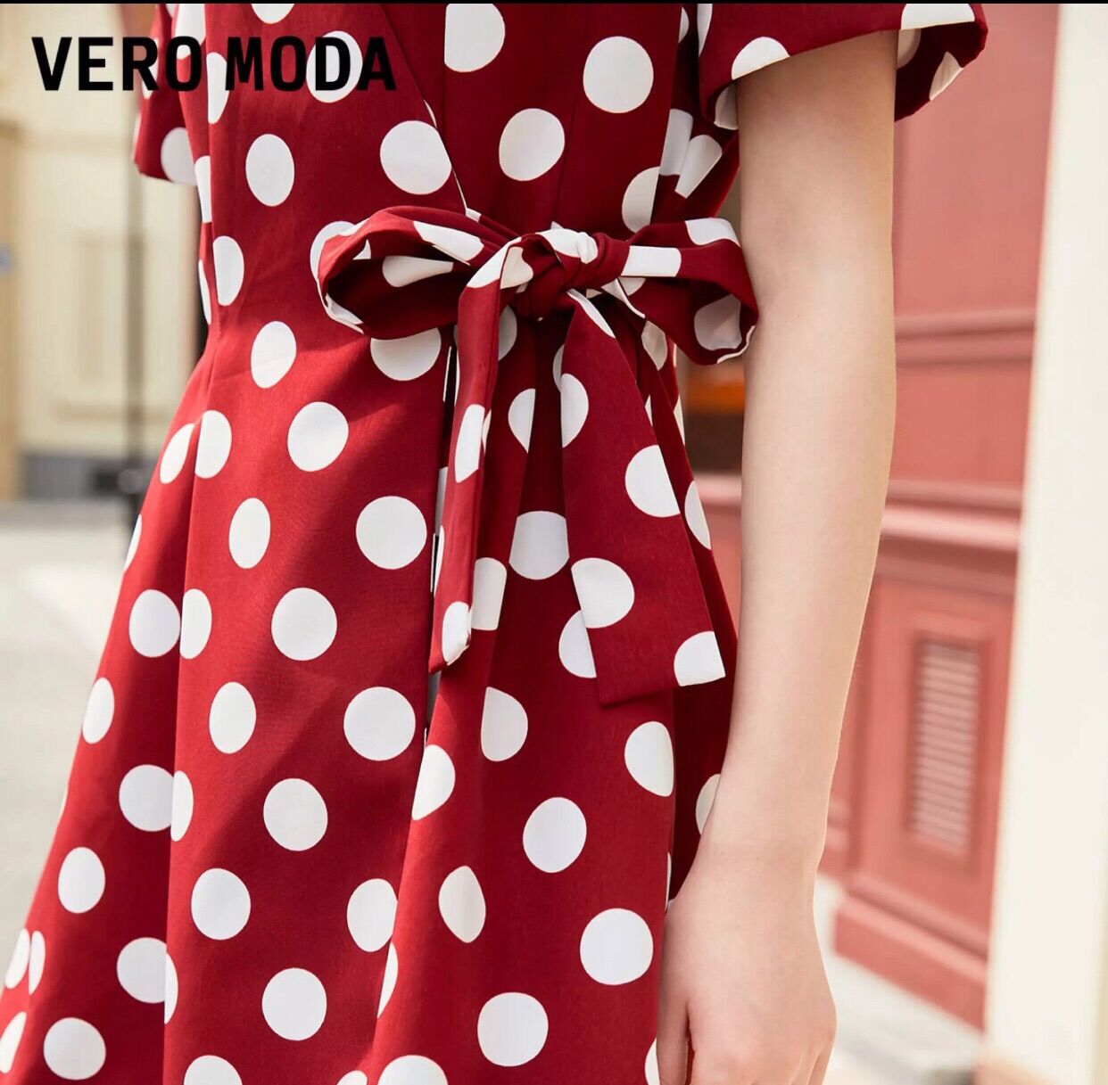 Đầm chữ A chấm bi Vero moda