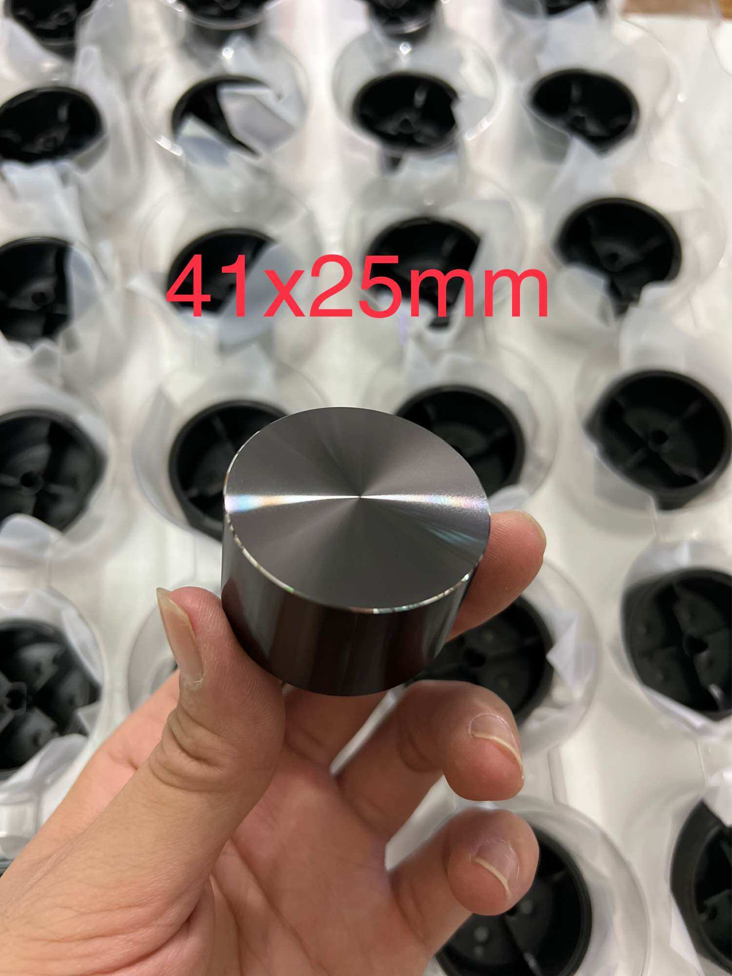 Núm nhôm japan 41,5x25mm núm ampli denon