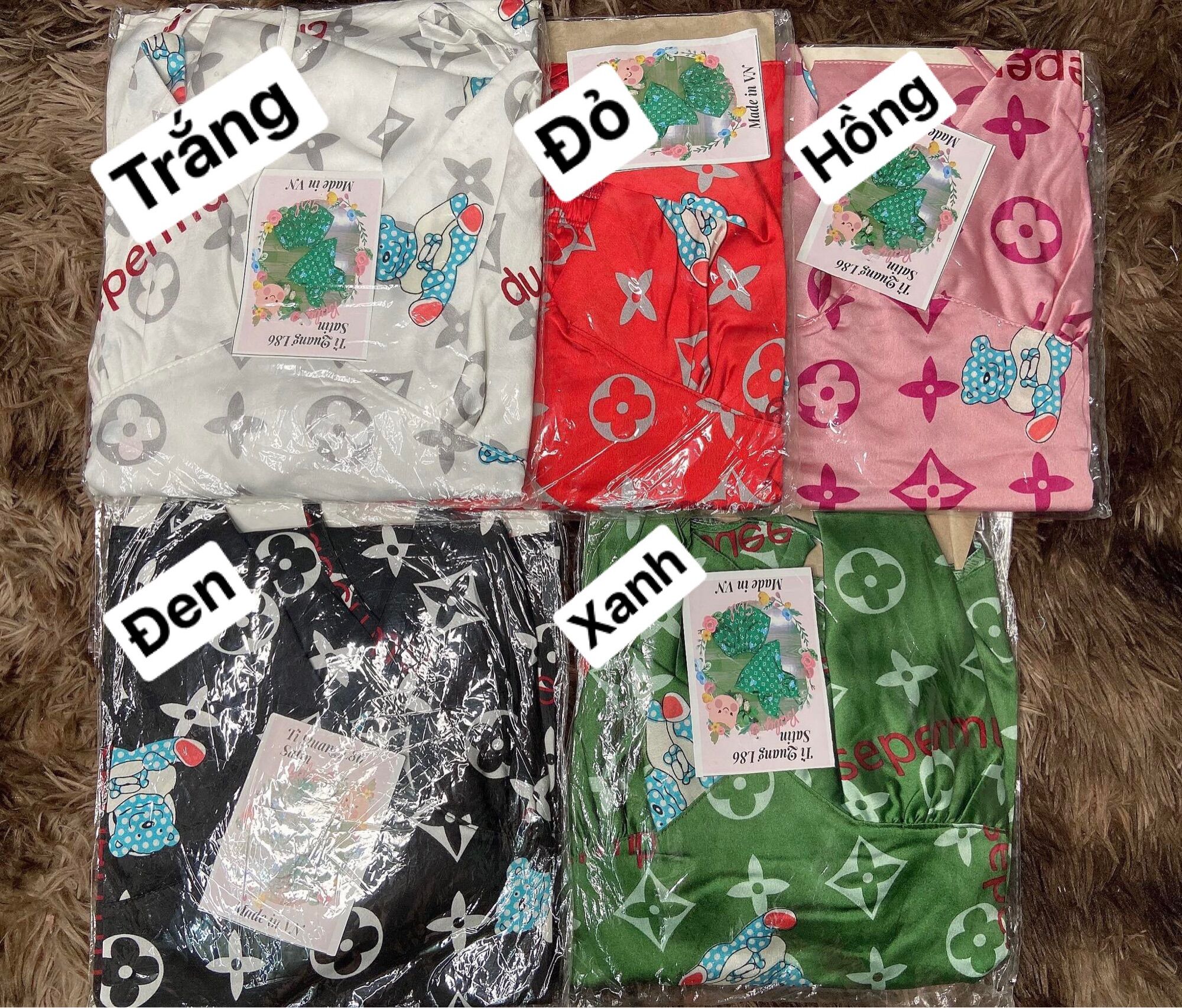 Bộ ngủ lụa 2 dây ,vải lụa satin mát,mềm mịn quần có túi.Freesize 55kg (hình thật shop chụp)