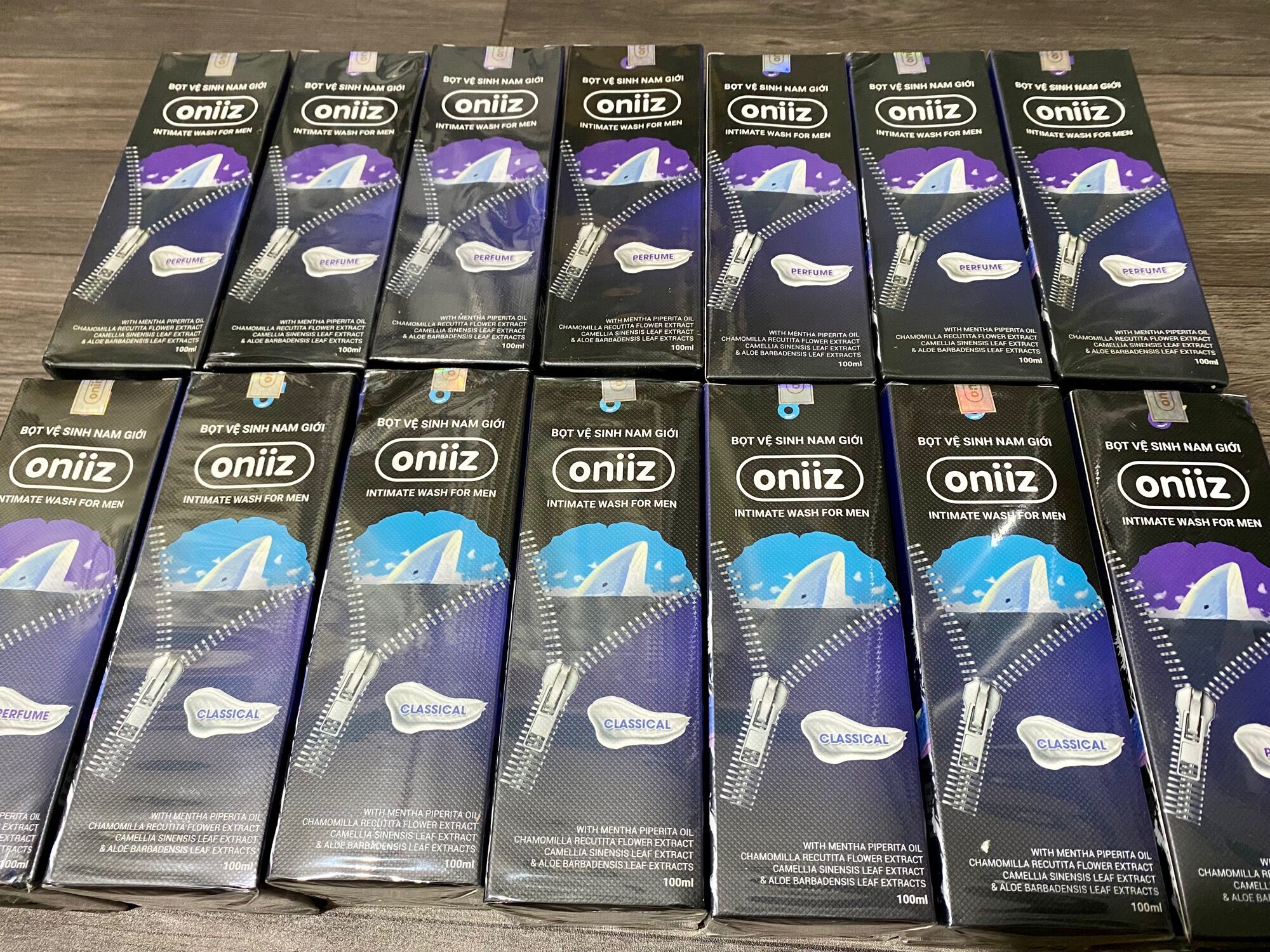 Bọt vệ sinh vùng dưới nam giới Oniiz 100ml