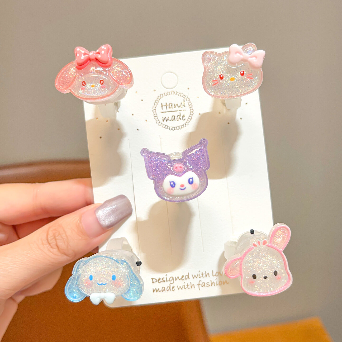 Bộ Nhẫn Dán Hình Cartoon Cho Bé Gái