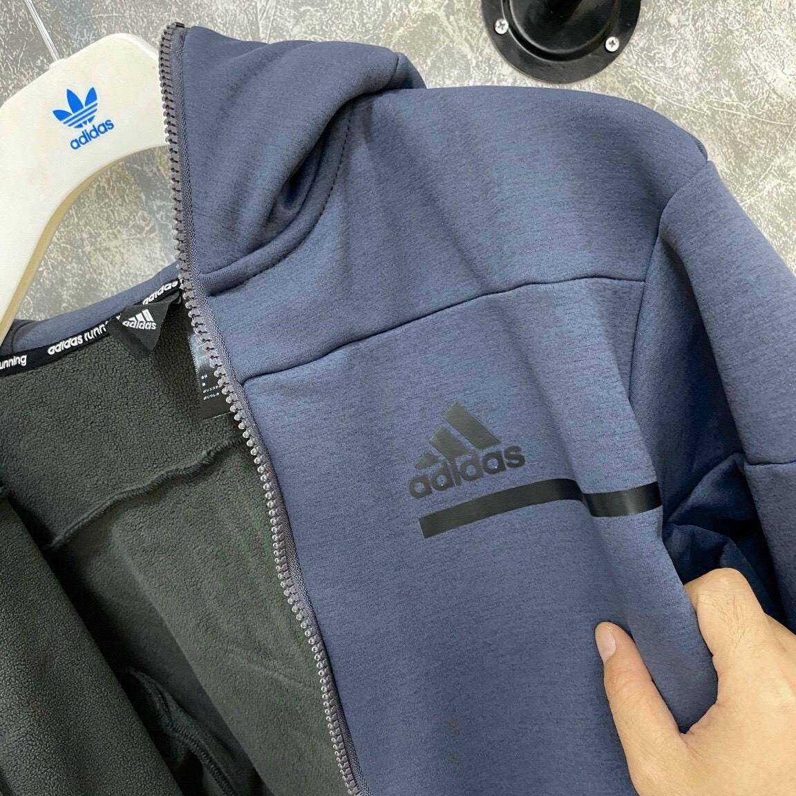 Bộ adidas ZNE em về full size Chất nỉ xốp co dãn 4c không bai dão vs dáng áo hoodie kéo khoá tem mác đầy đủ. Logo dập cao su (bao bóng tróc )