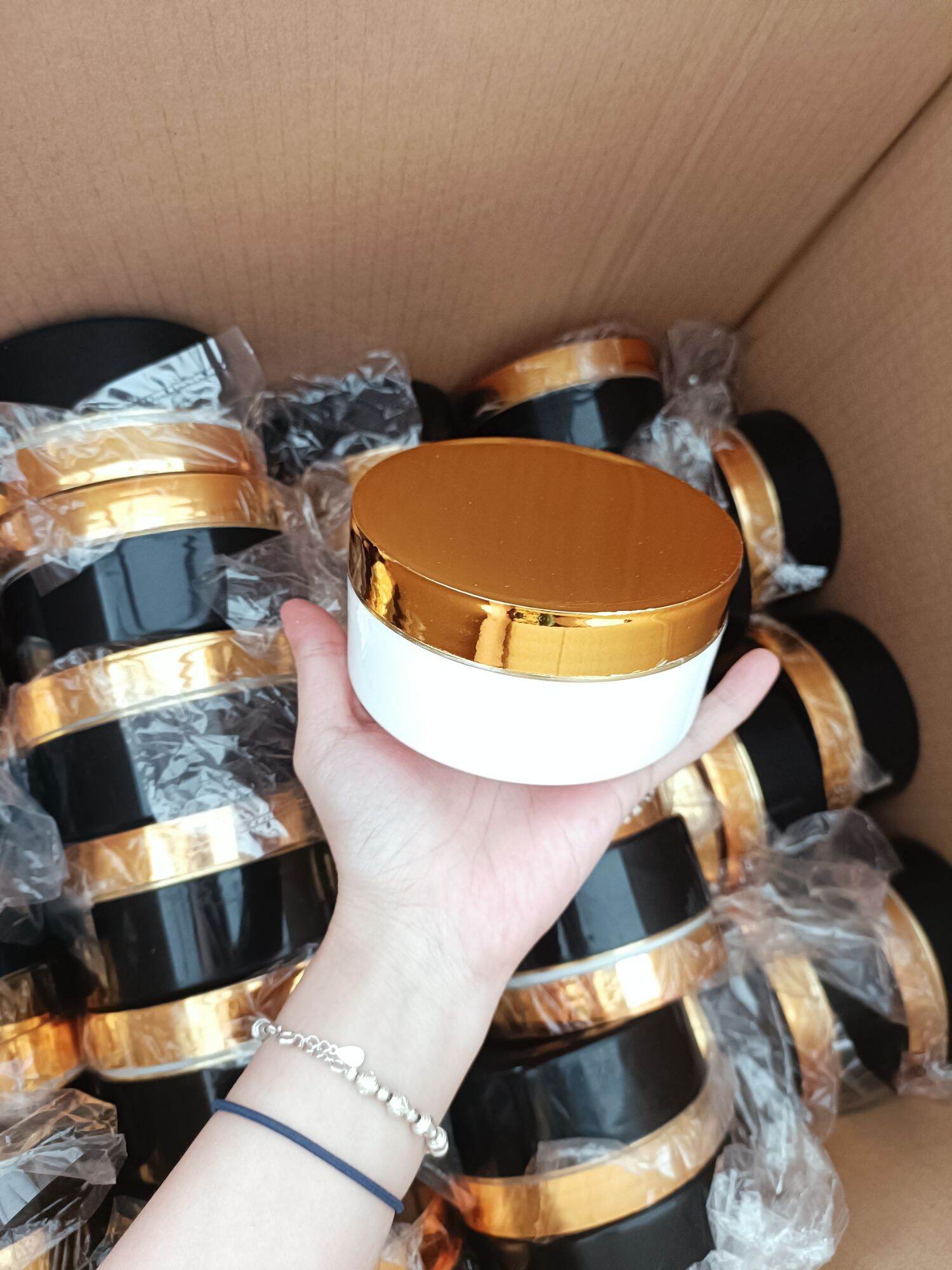 💥(Combo 5)💥 HỦ ĐỰNG KEM NẮP XI VÀNG 250GR( có độn đáy, kèm nắp chặn)