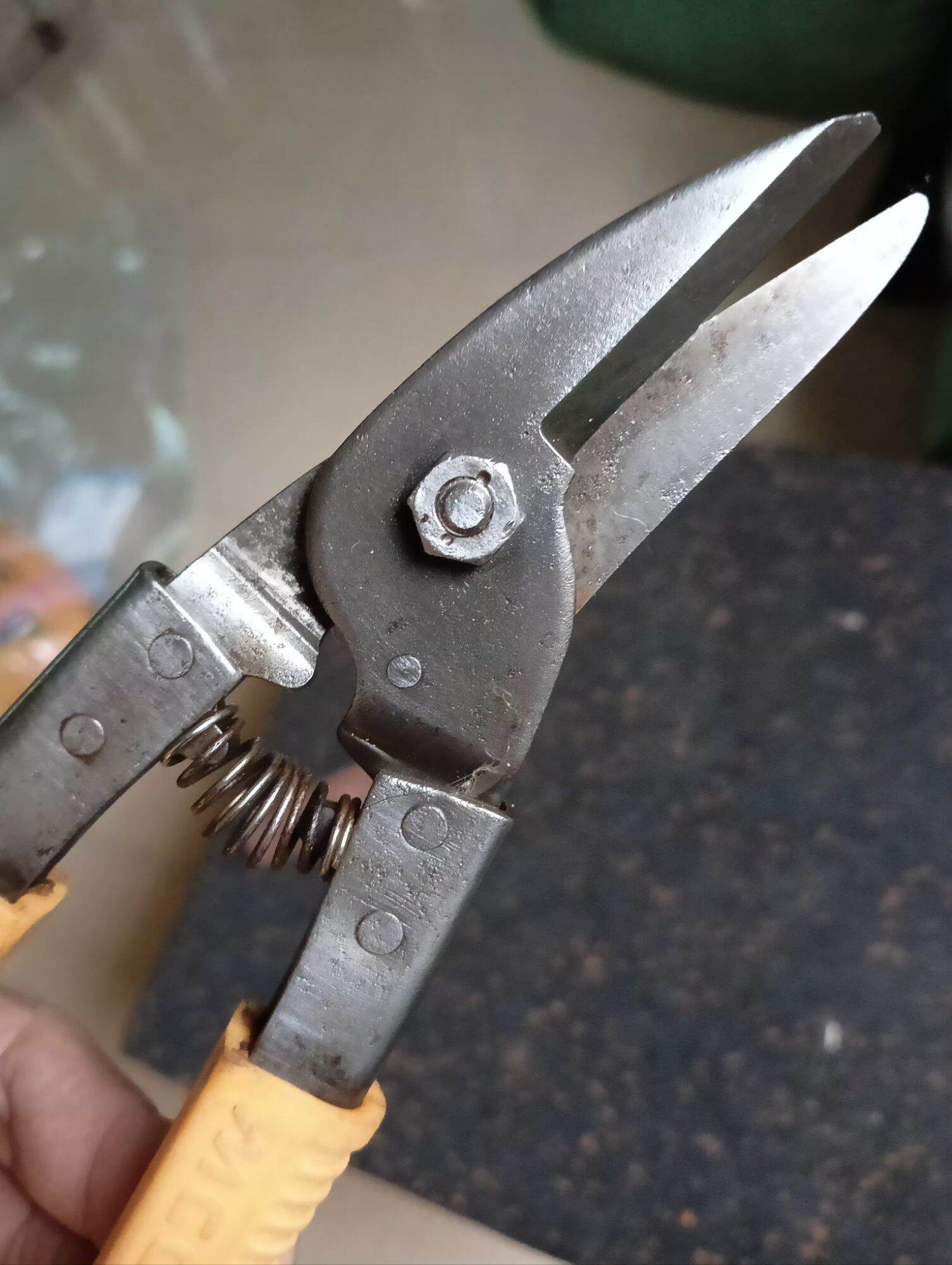 Kéo cắt tôn đa năng hàng Nhật Bãi J437