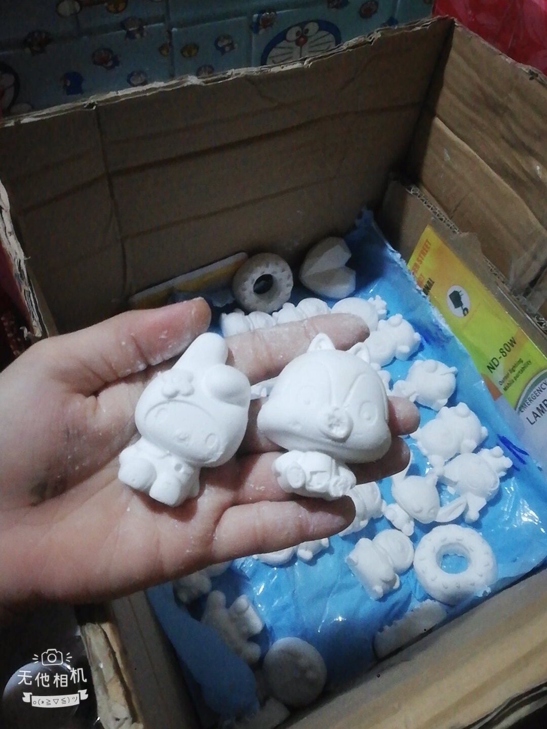 Combo 10c tượng mini 2d - kèm màu cọ ( mix k trùng mẫu )