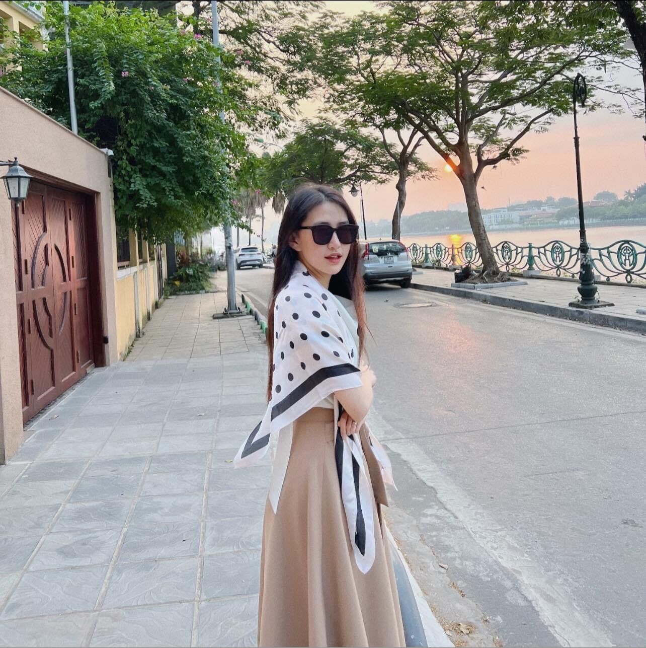 Khăn lụa quàng cổ, khăn choàng mùa thu cho nữ cao cấp